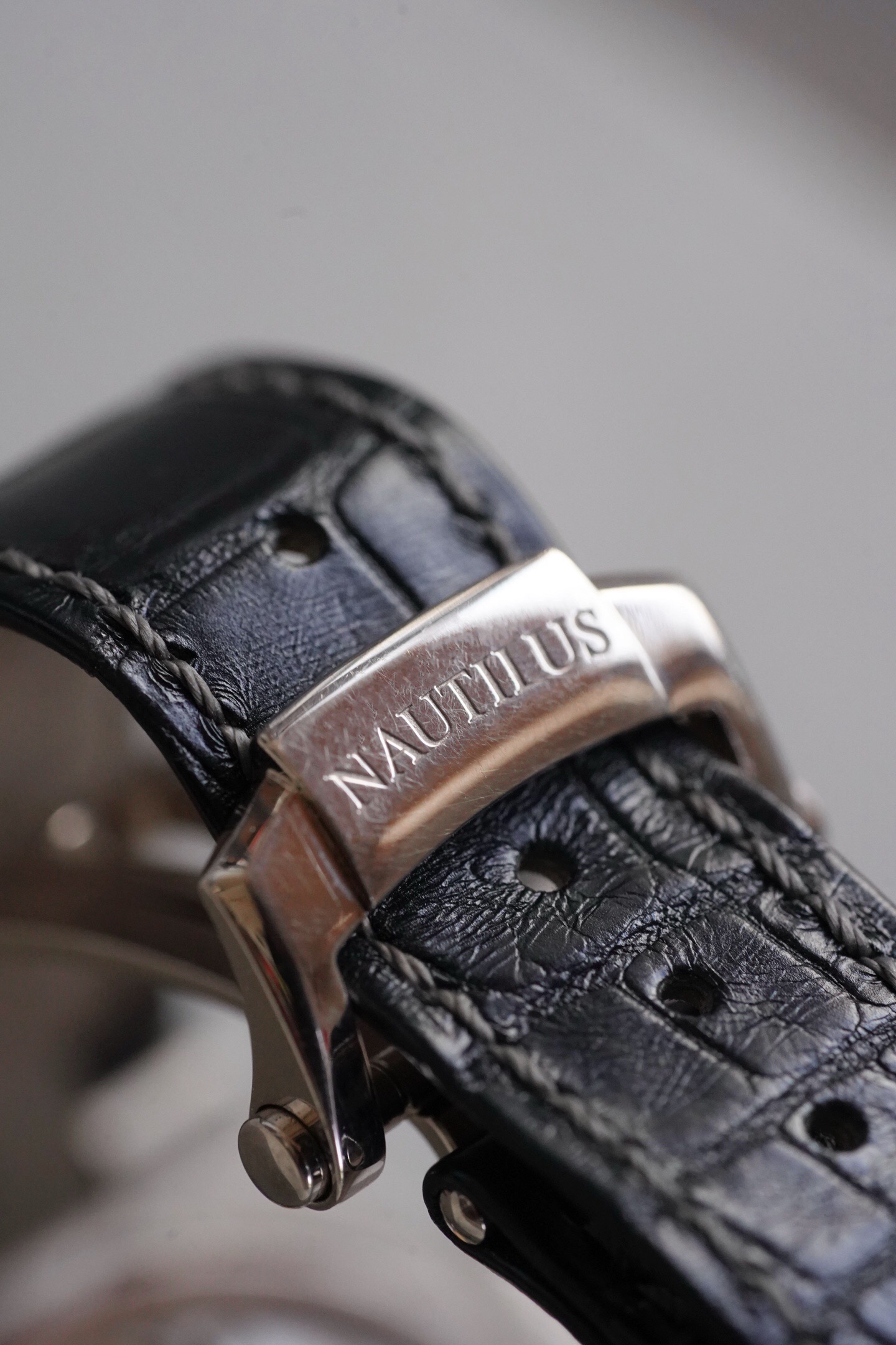 Patek Philippe 5712G-001 detail 7
