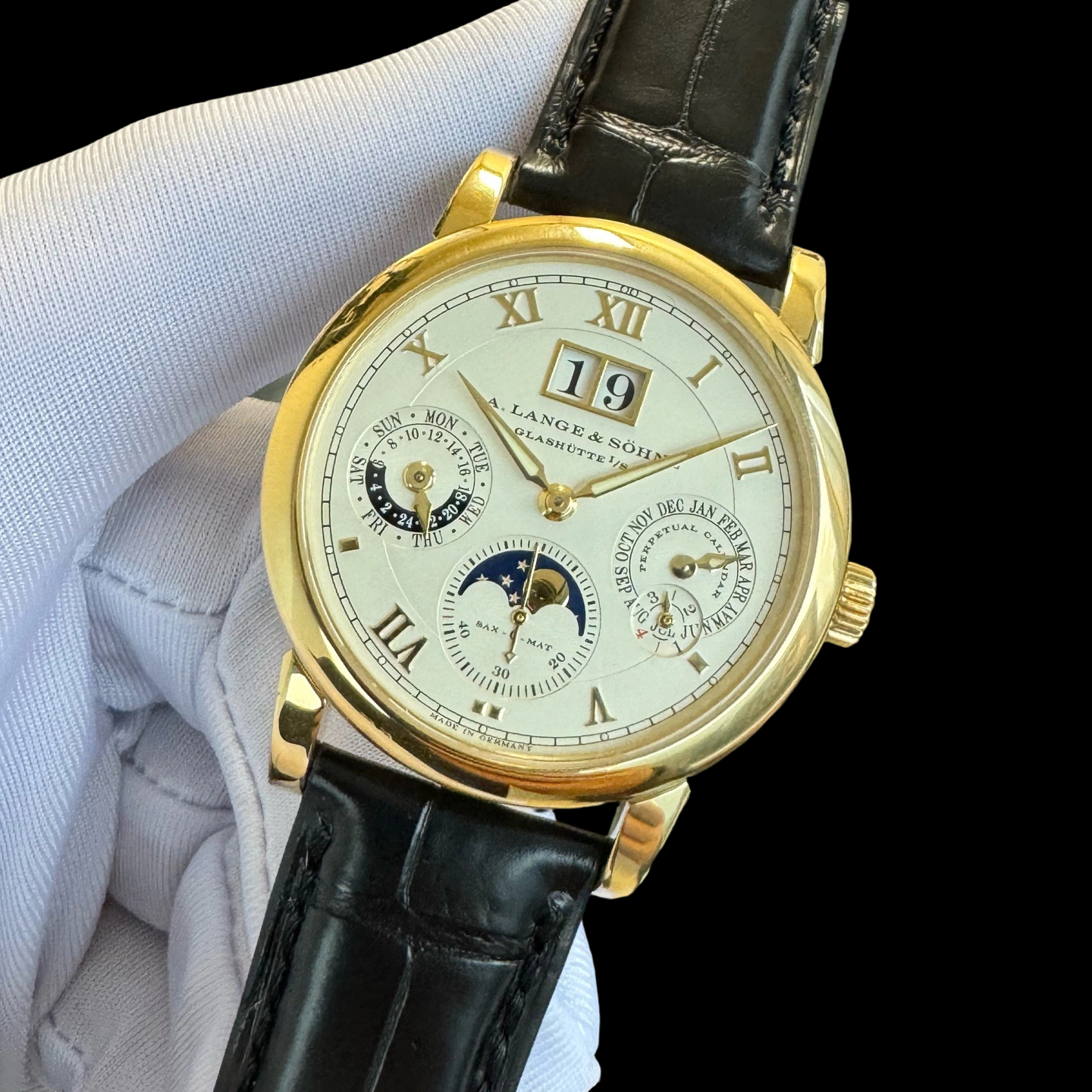 A. Lange & S&ouml;hne 310.021 detail 2