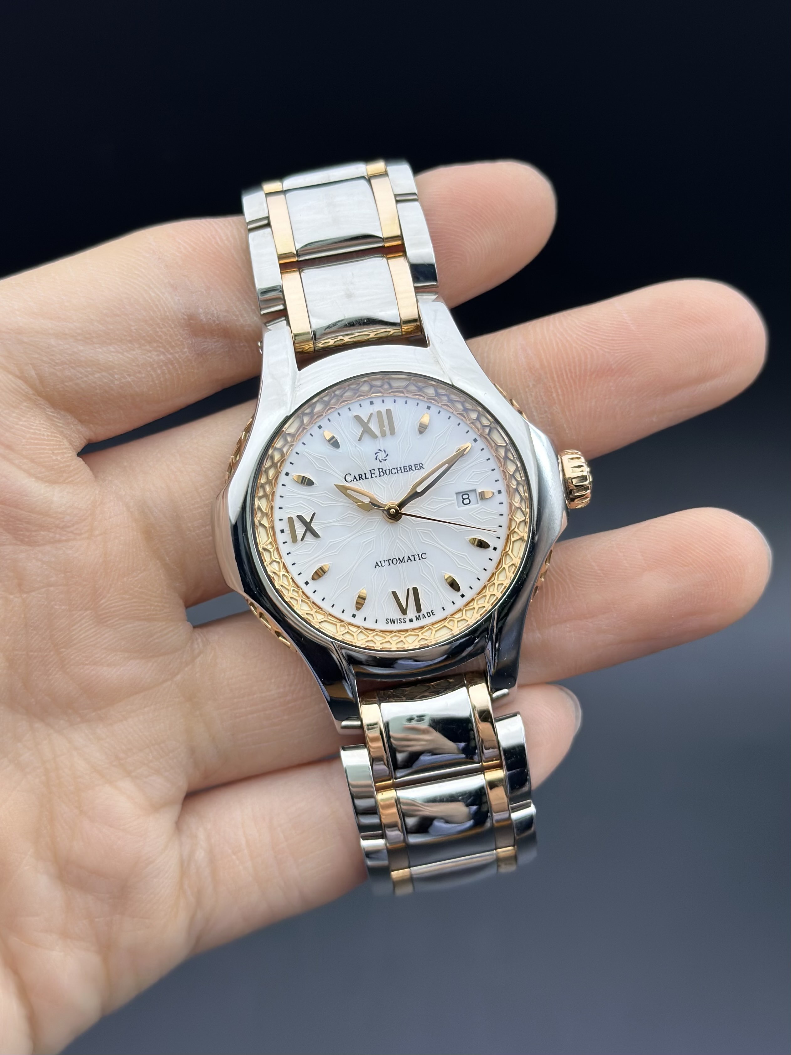 Carl F. Bucherer 00.10580.07.25.21.01 detail 7