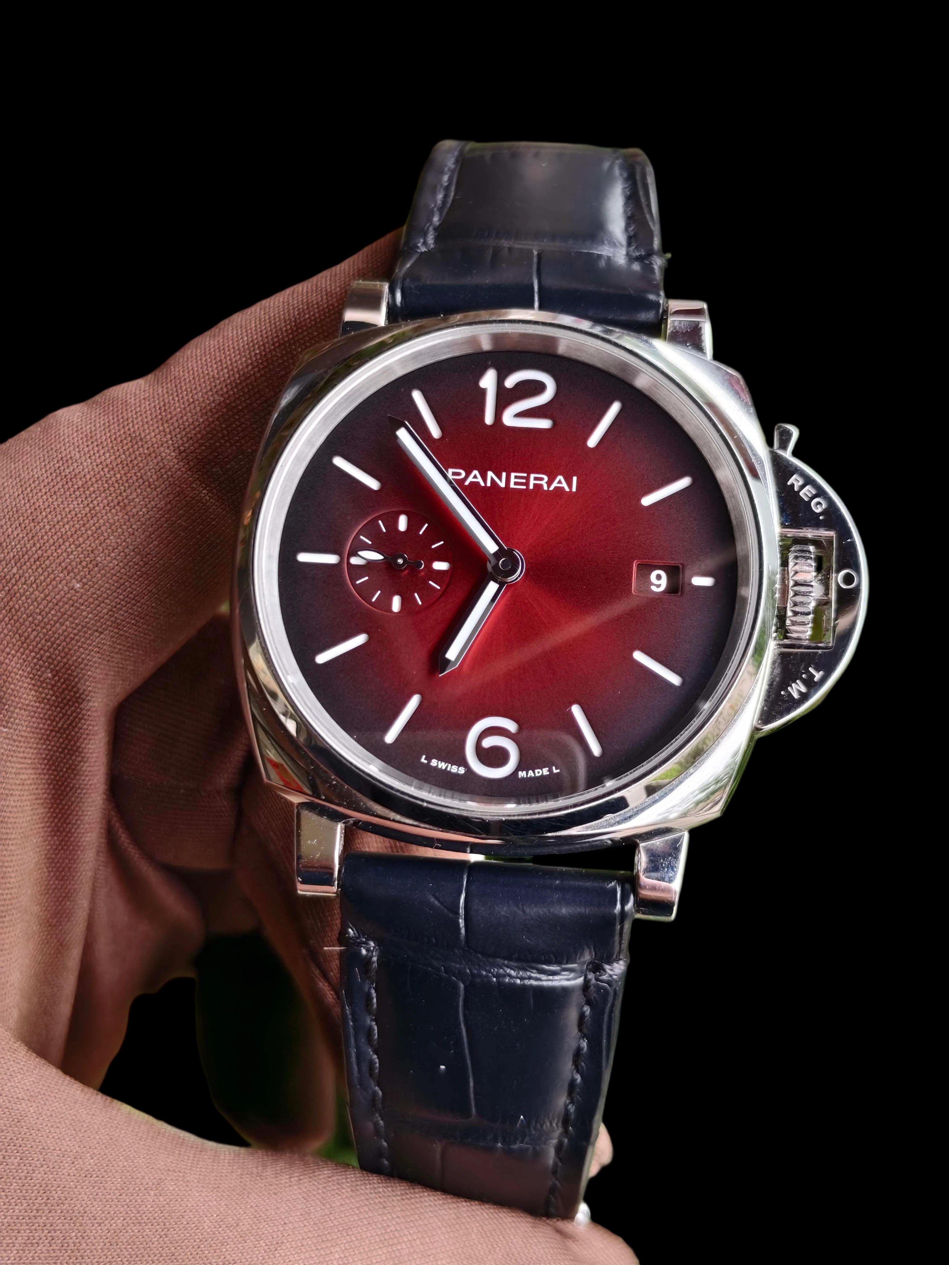 Panerai PAM01424 detail 1