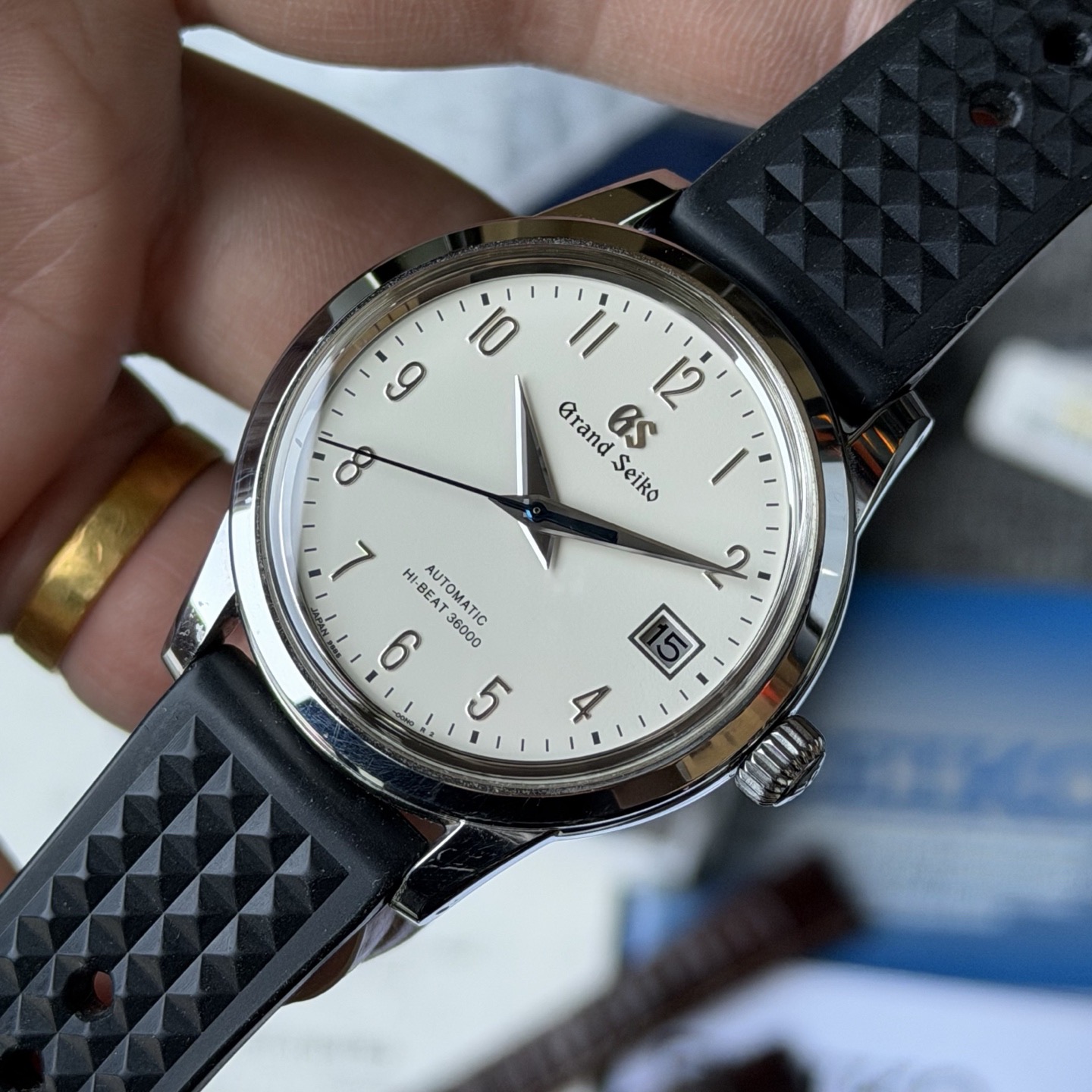 Seiko SBGH213G detail 5