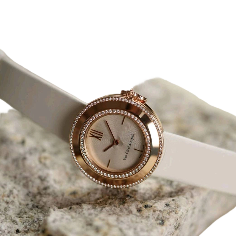 Van Cleef & Arpels VCARM95000 detail 3