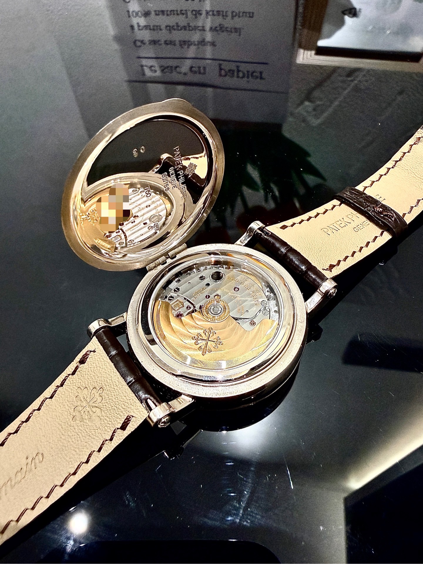 Patek Philippe 5159G-001 detail 8