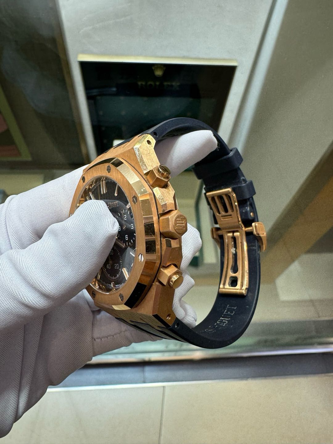 Audemars Piguet 26240OR.OO.D315CR.02 detail 1