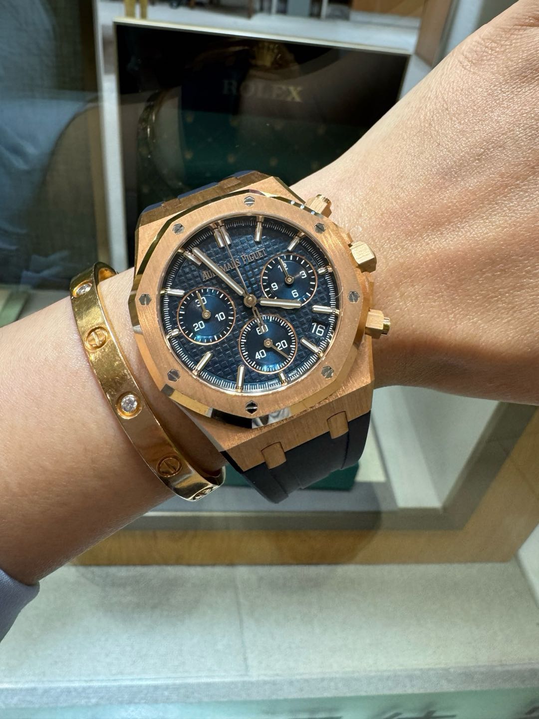Audemars Piguet 26240OR.OO.D315CR.02 detail 4