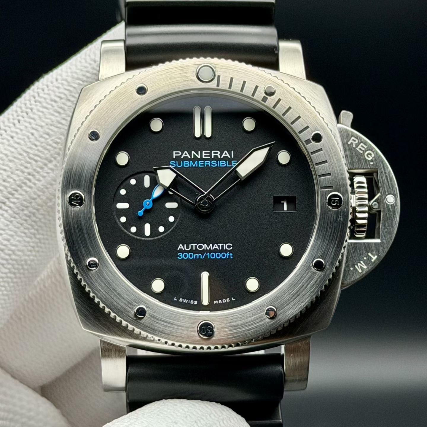 Panerai PAM00973 detail 6
