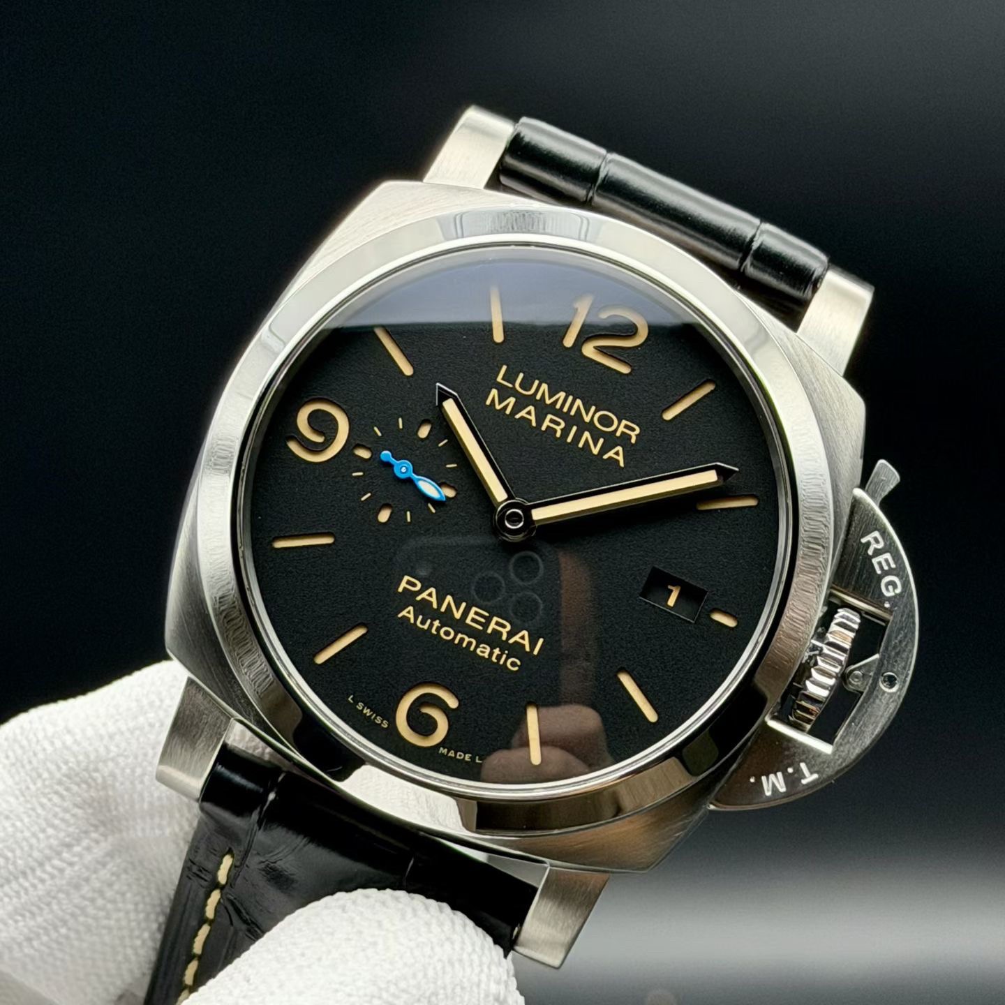 Panerai PAM01312 detail 1
