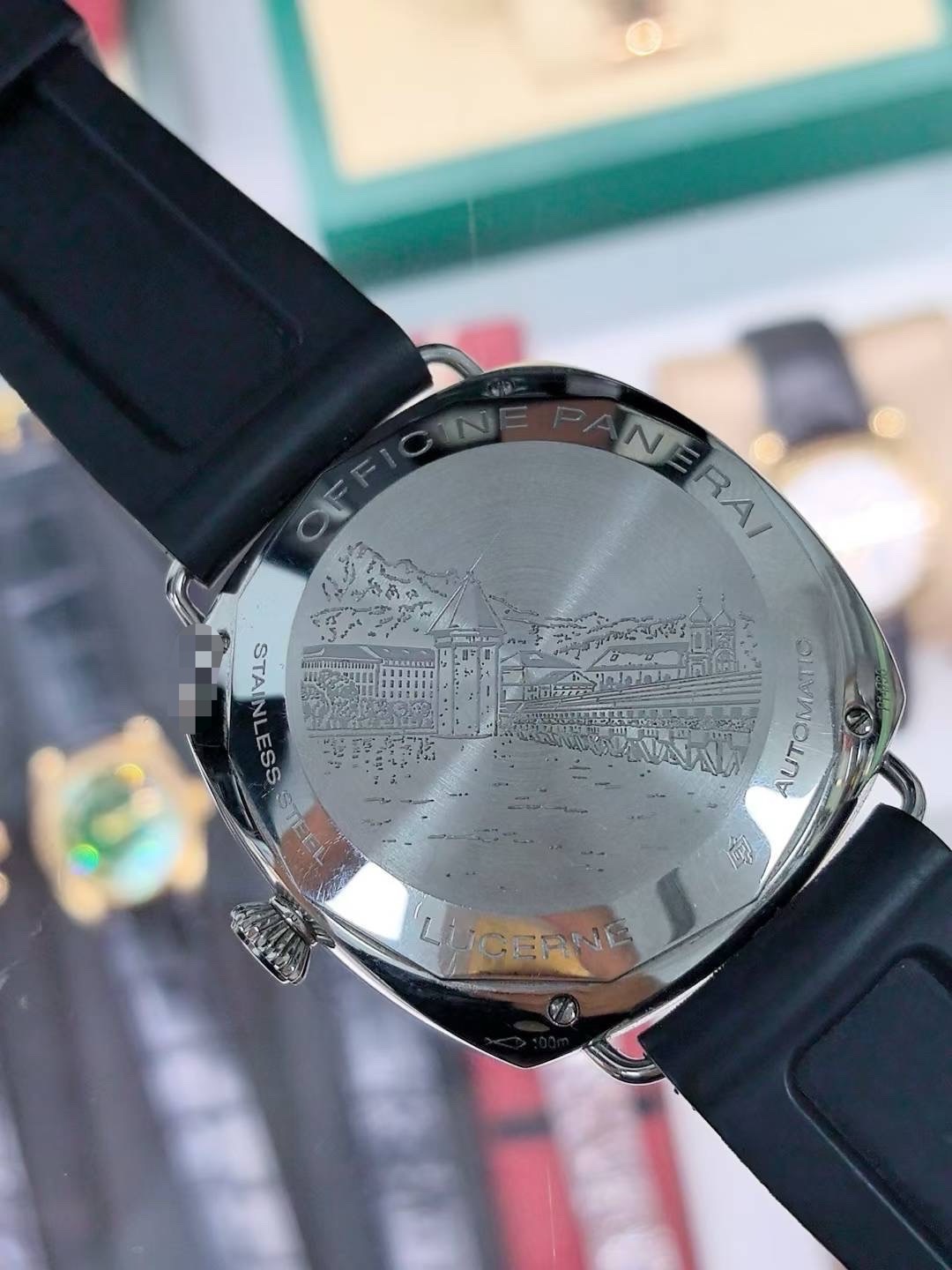 Panerai PAM00551 detail 4