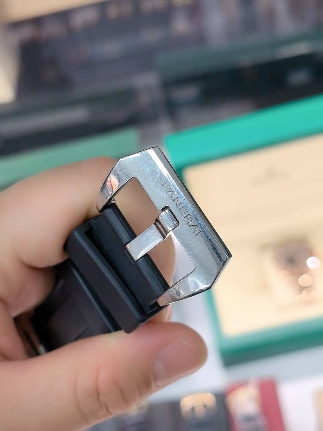 Panerai PAM00551 detail 5
