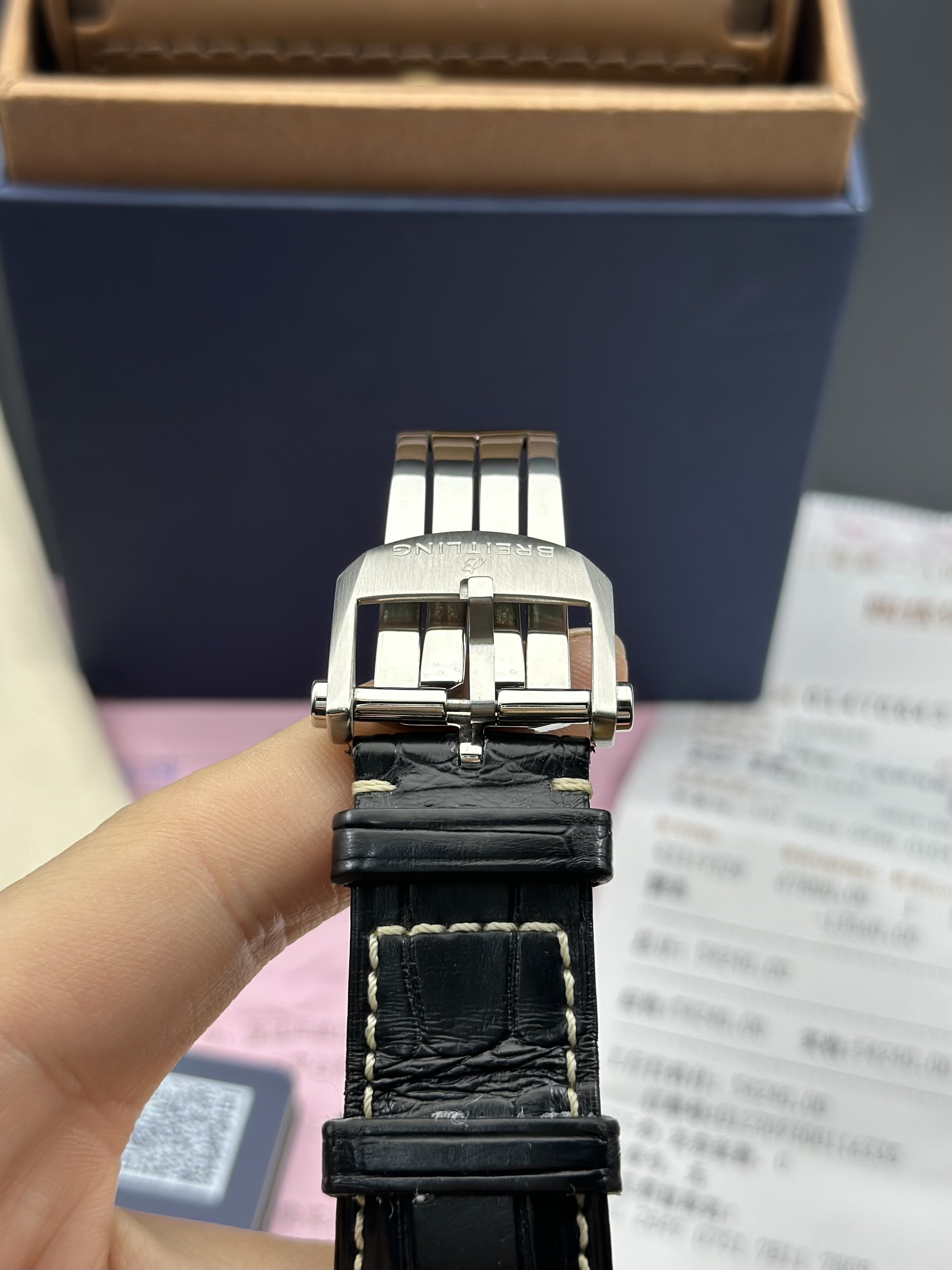 Breitling AB0137311B1P1 detail 5