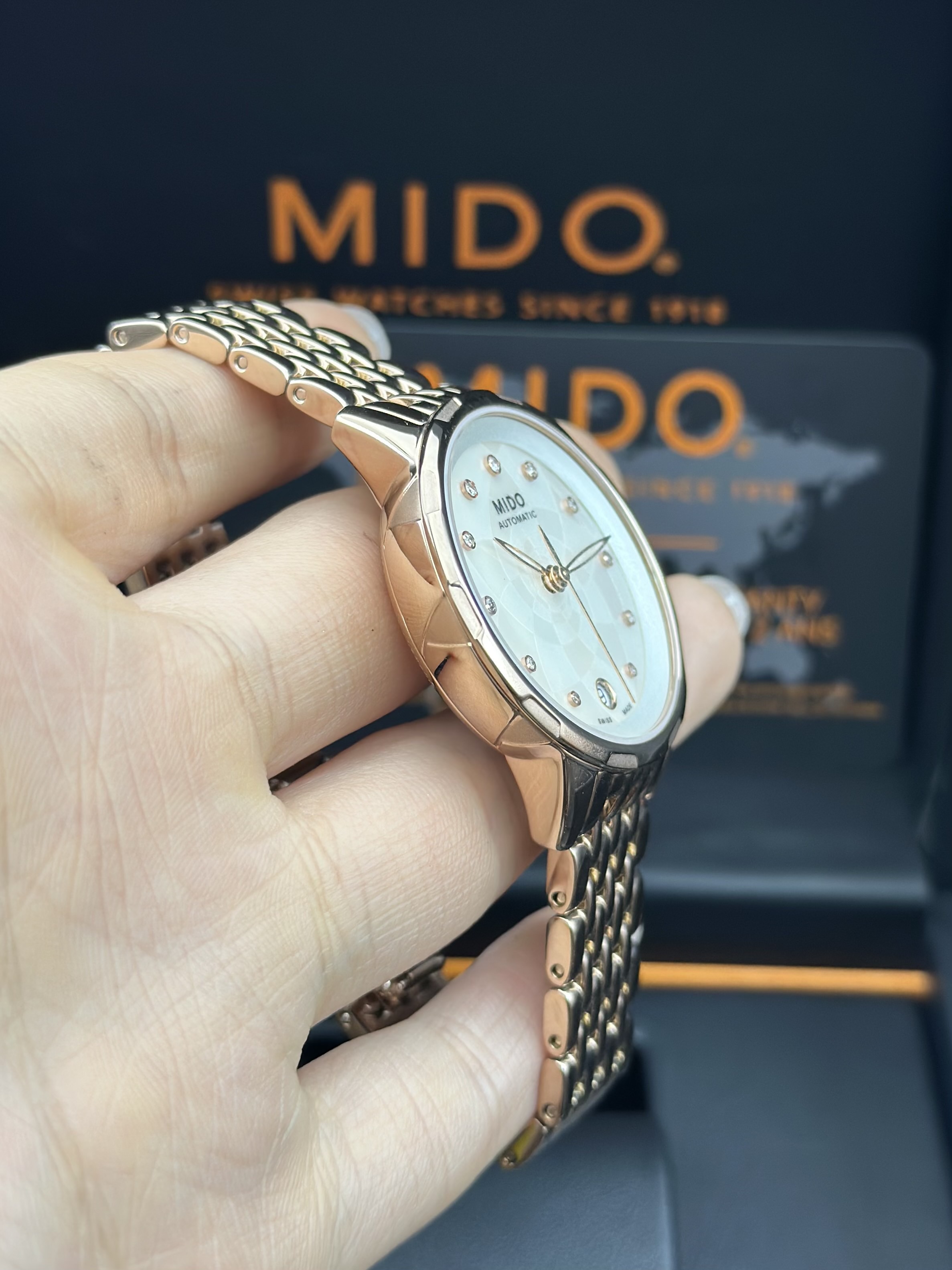 Mido M043.207.33.106.00 detail 2