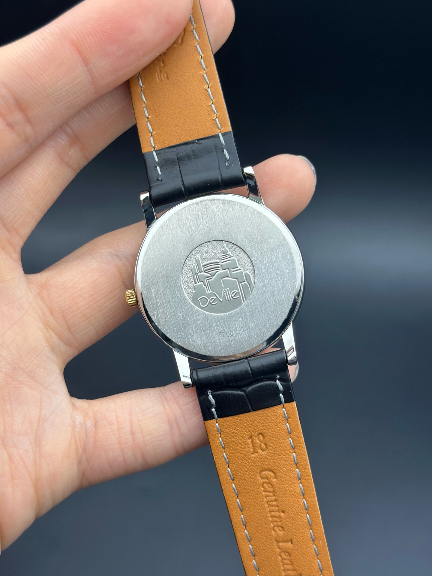 Omega vintage detail 7
