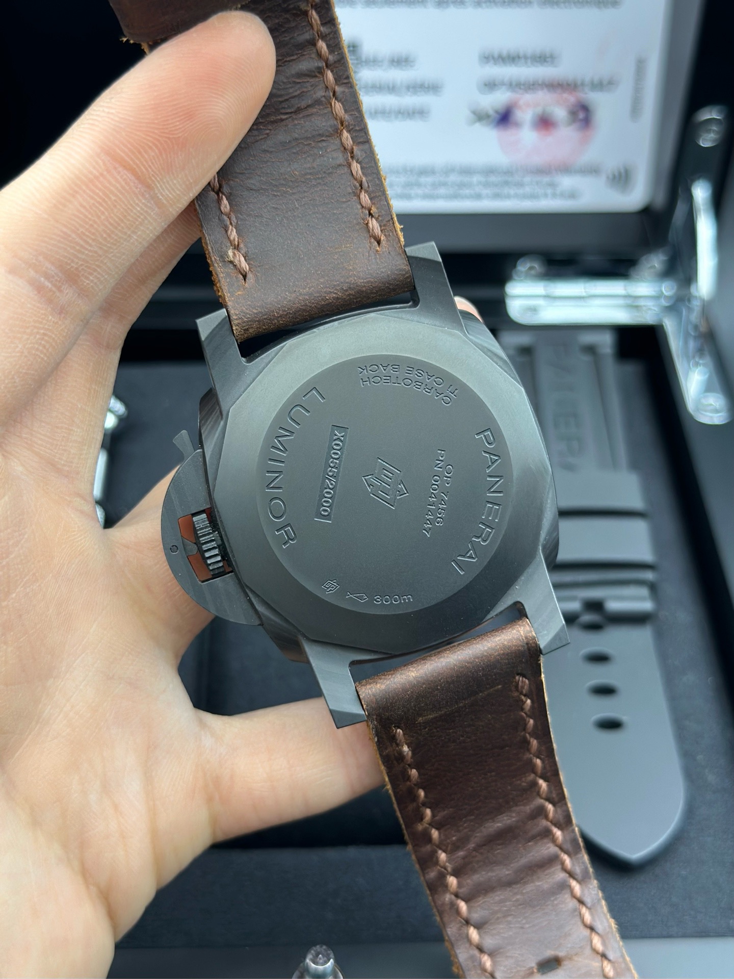 Panerai PAM01661 detail 6