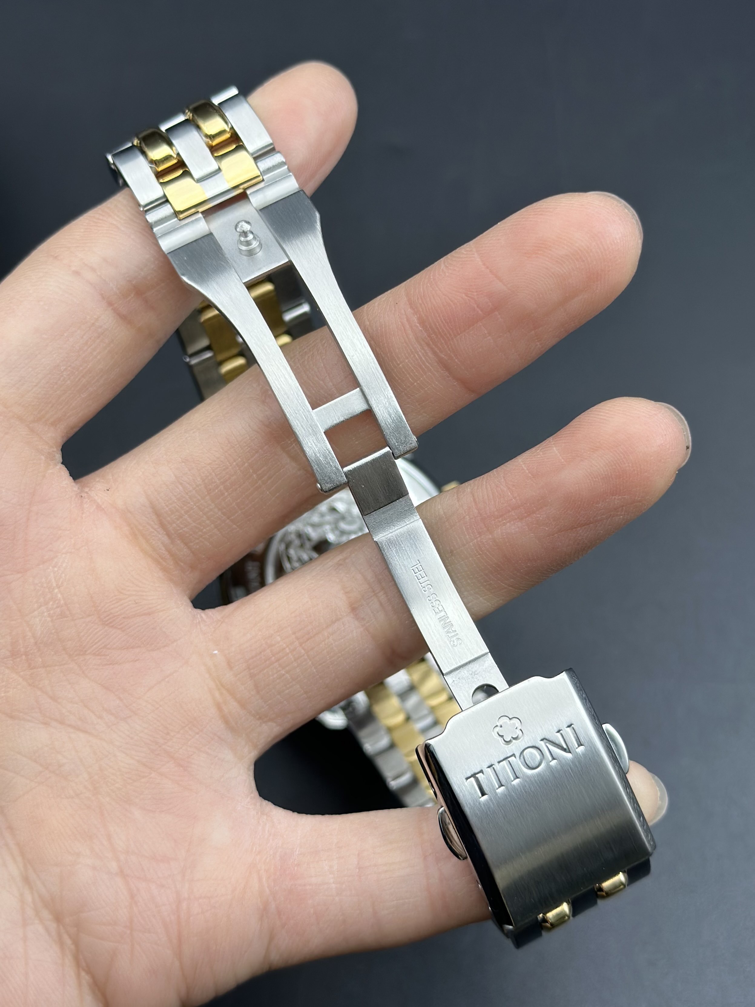 TITONI 787SY-019 detail 5