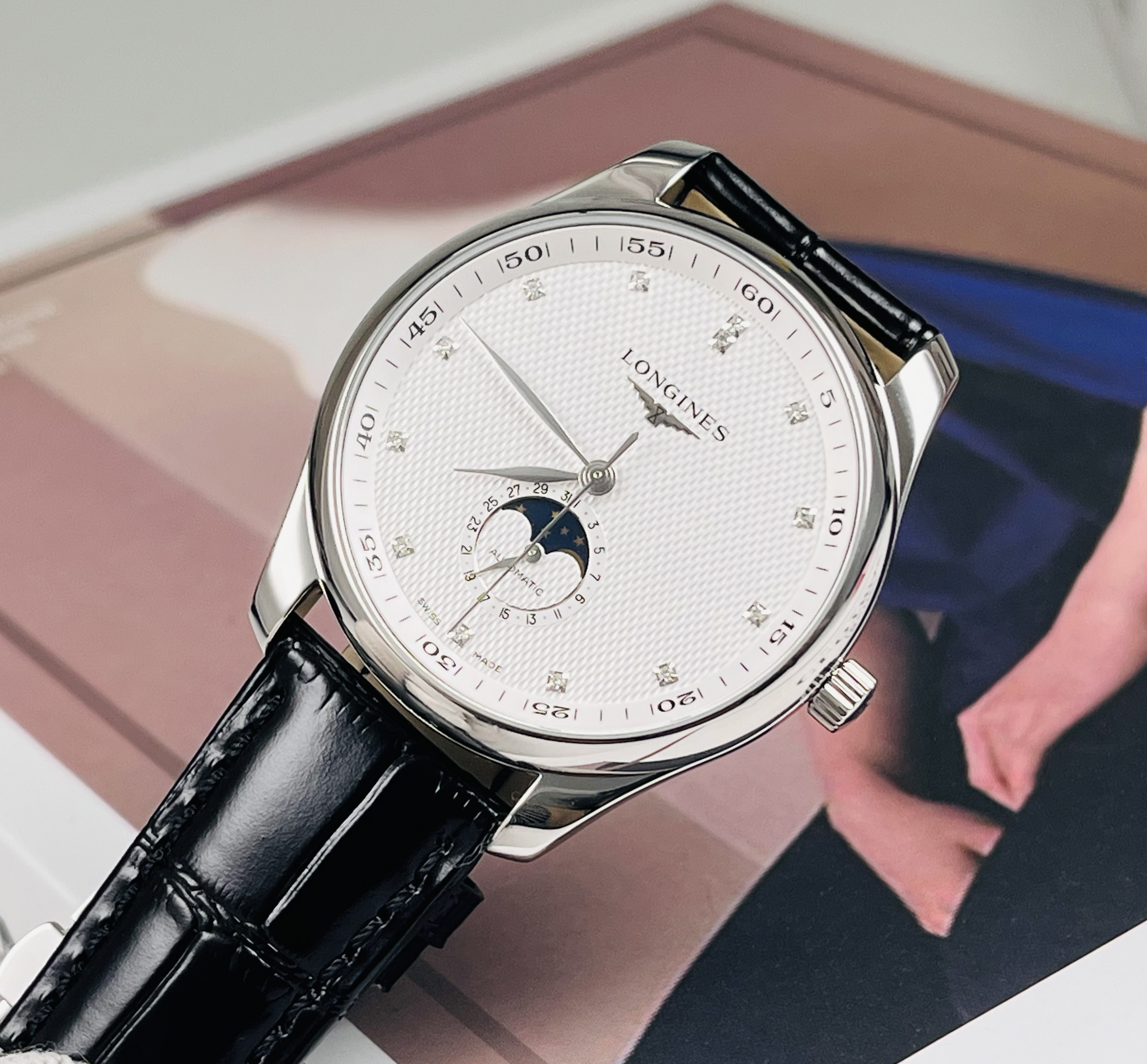 Longines L2.919.4.77.3 detail 2