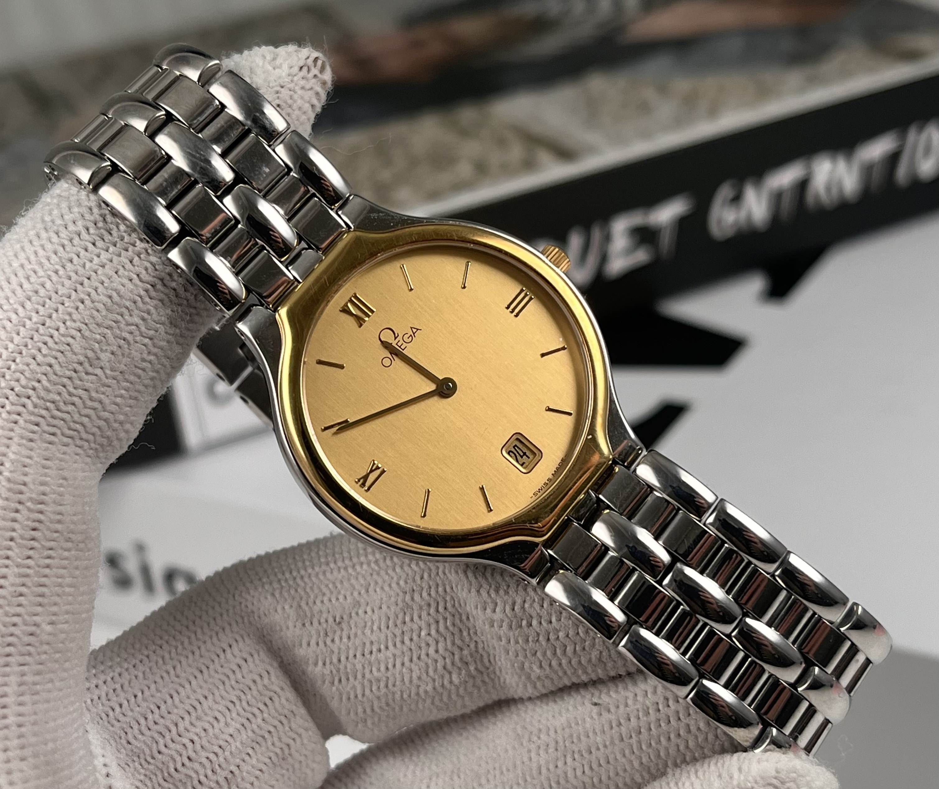 Omega vintage detail 5