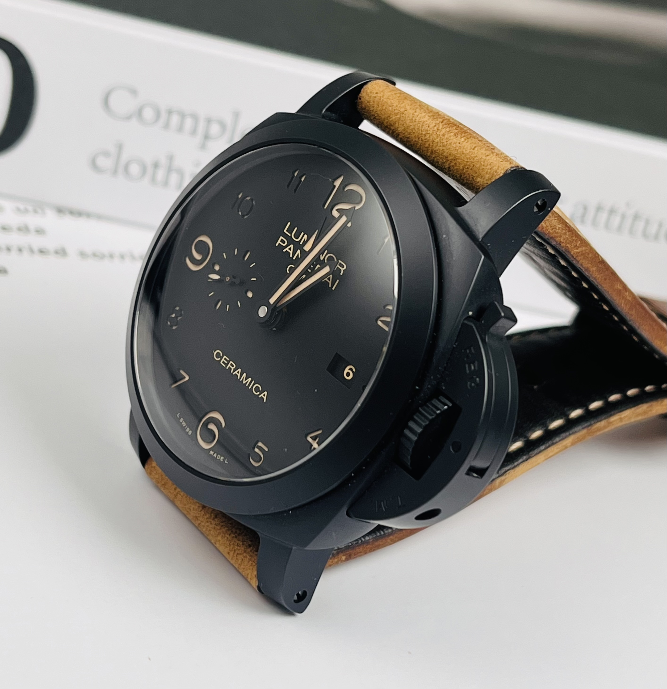 Panerai PAM00441 detail 4