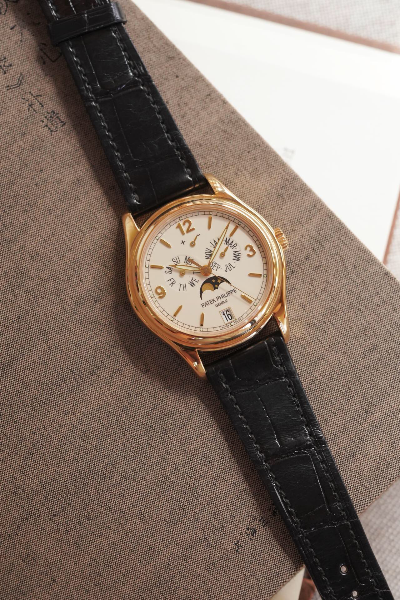 Patek Philippe 5146J detail 1
