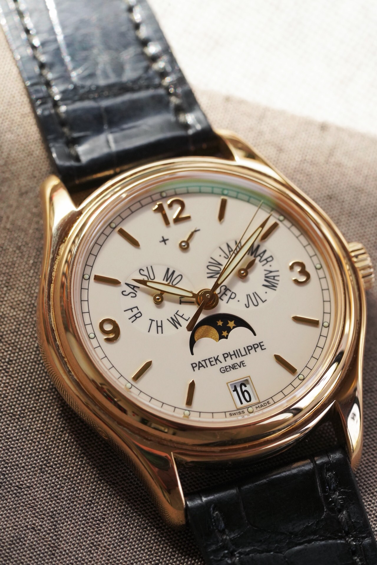 Patek Philippe 5146J detail 4