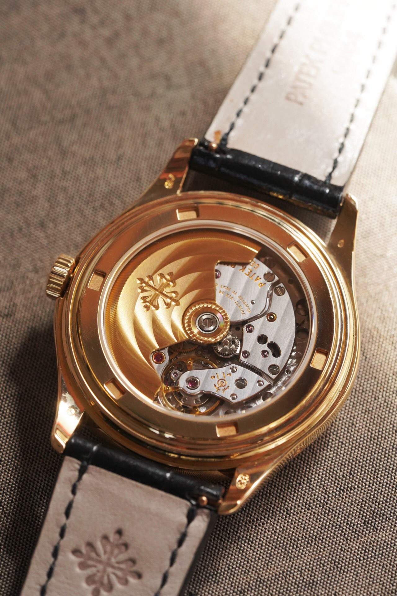 Patek Philippe 5146J detail 6