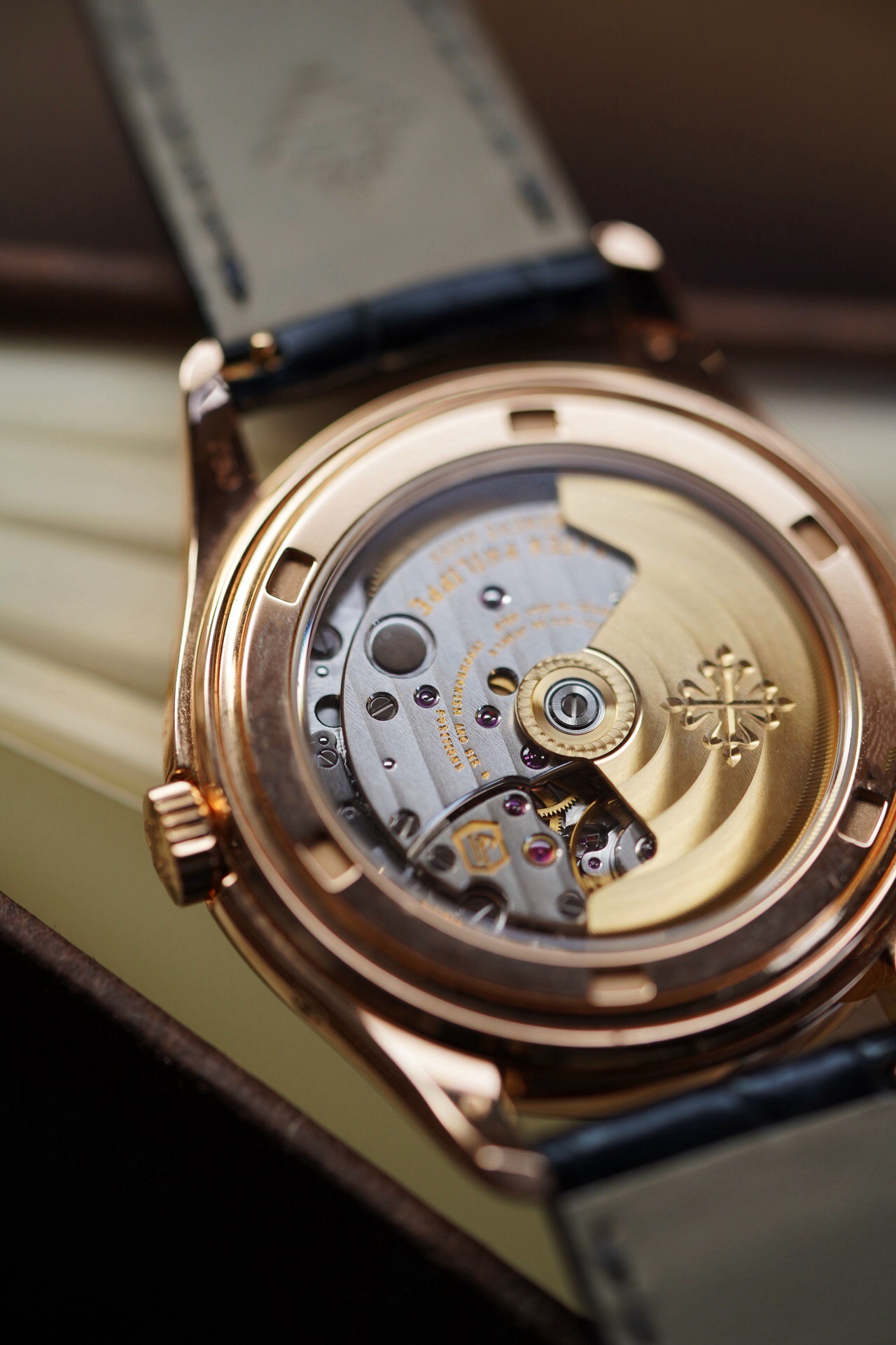 Patek Philippe 5146R detail 6