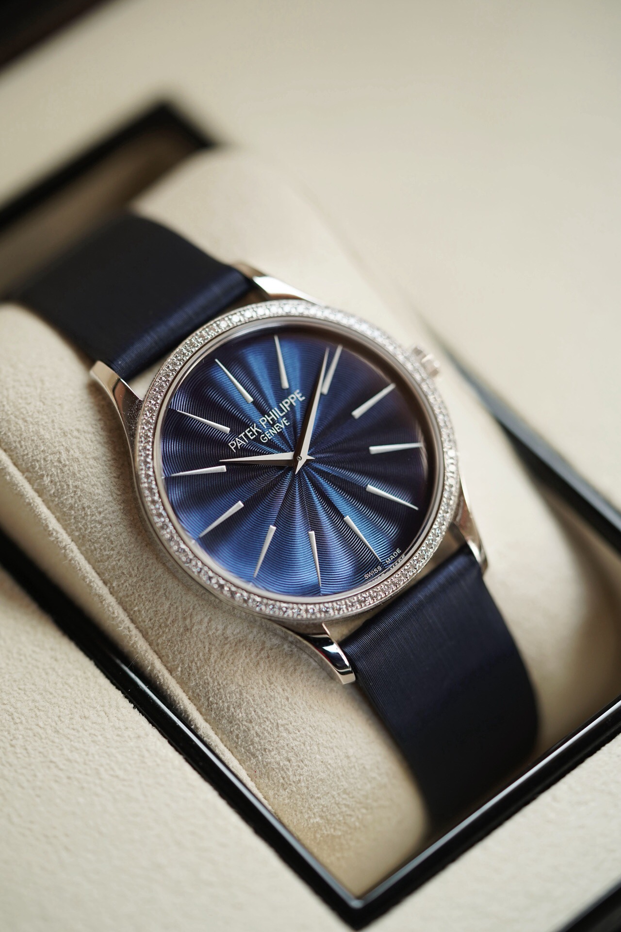 Patek Philippe 4897G detail 7