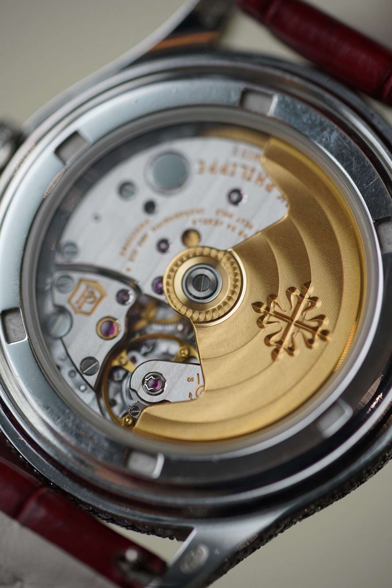 Patek Philippe 4937G-001 detail 6