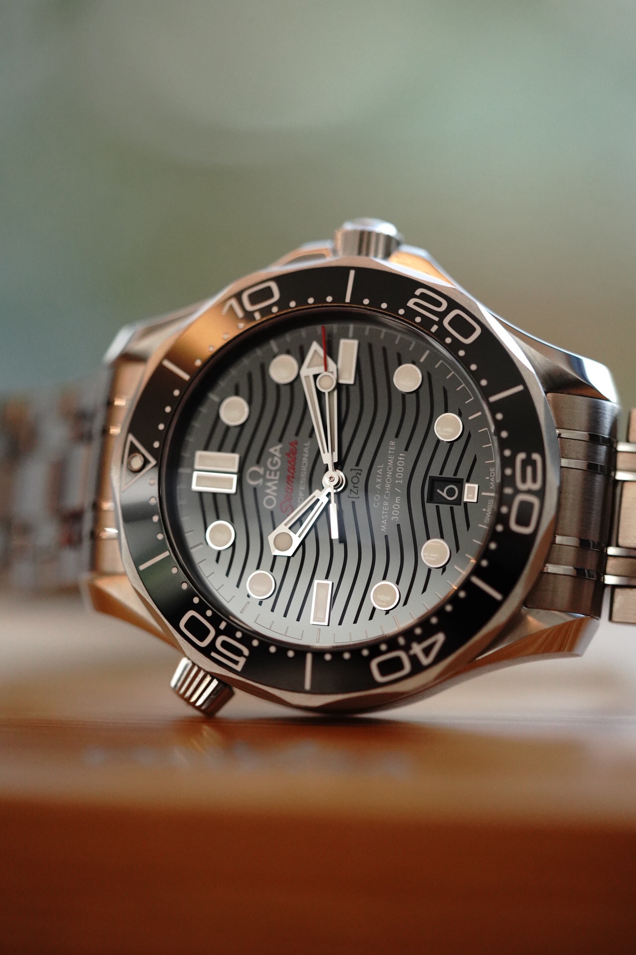 Omega 210.30.42.20.01.001 detail 1