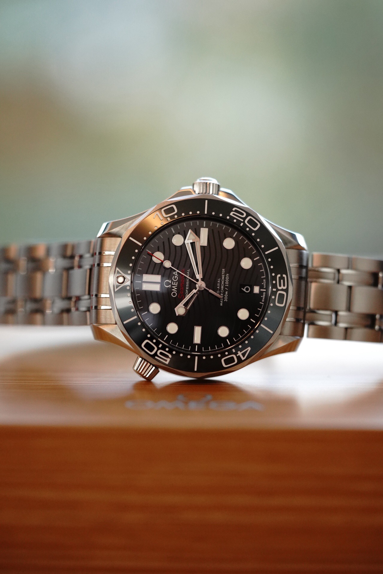 Omega 210.30.42.20.01.001 detail 5