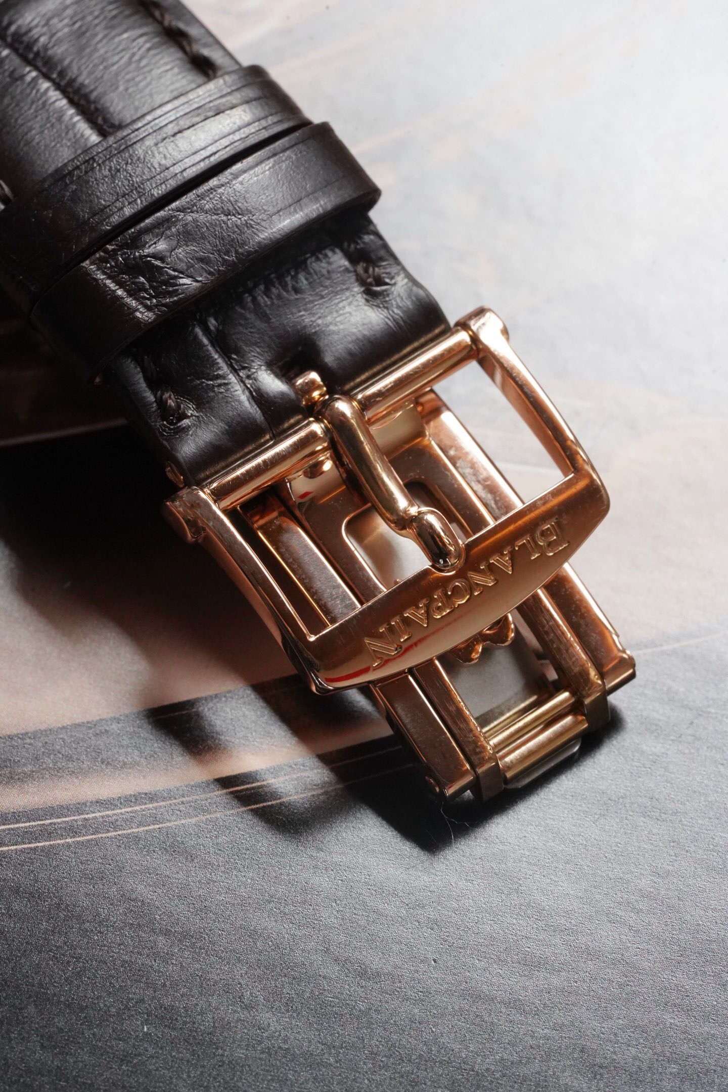 Blancpain 6664-3642-55B detail 6