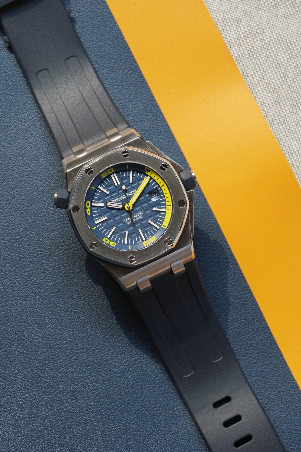 Audemars Piguet 15710 detail 1