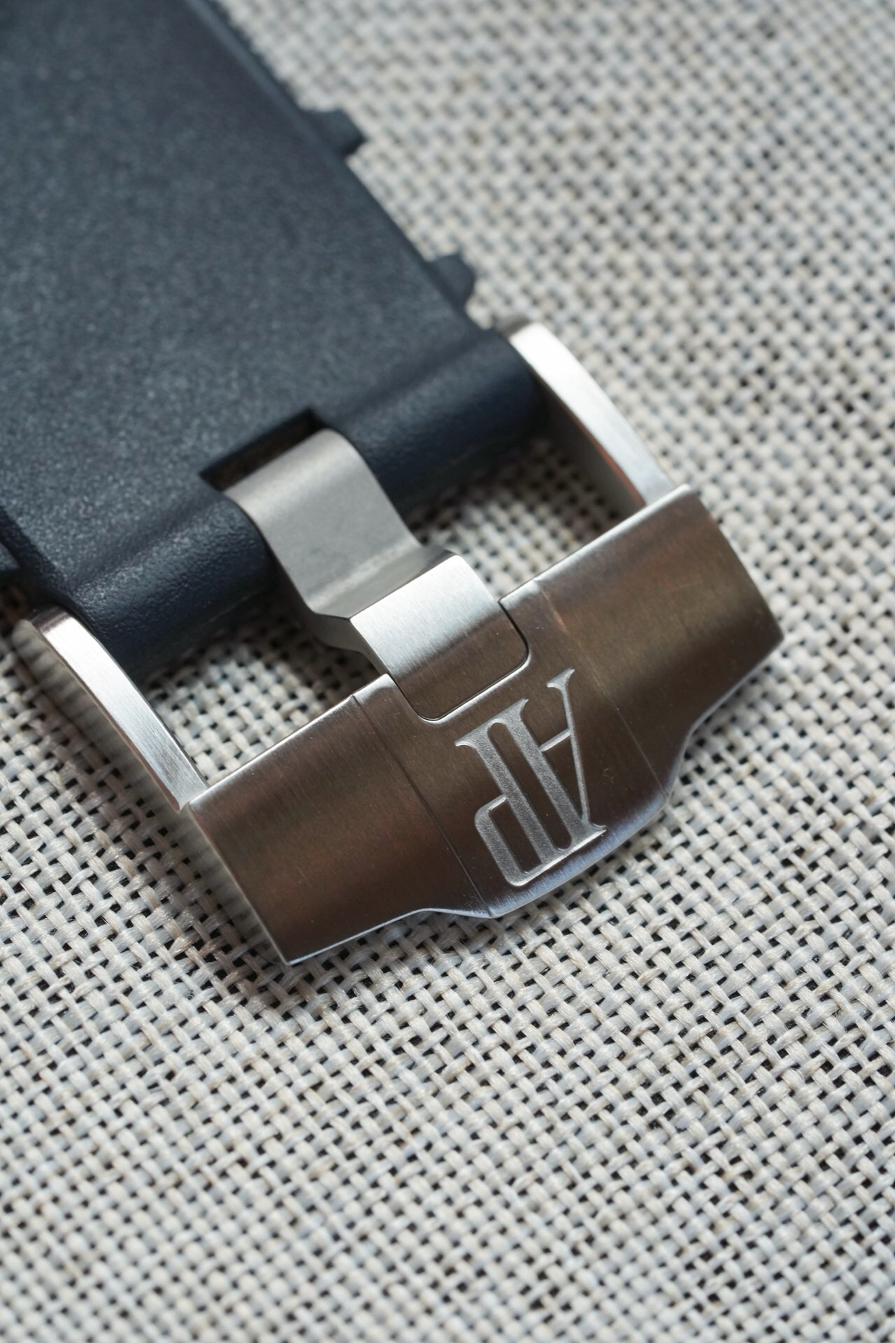 Audemars Piguet 15710 detail 5