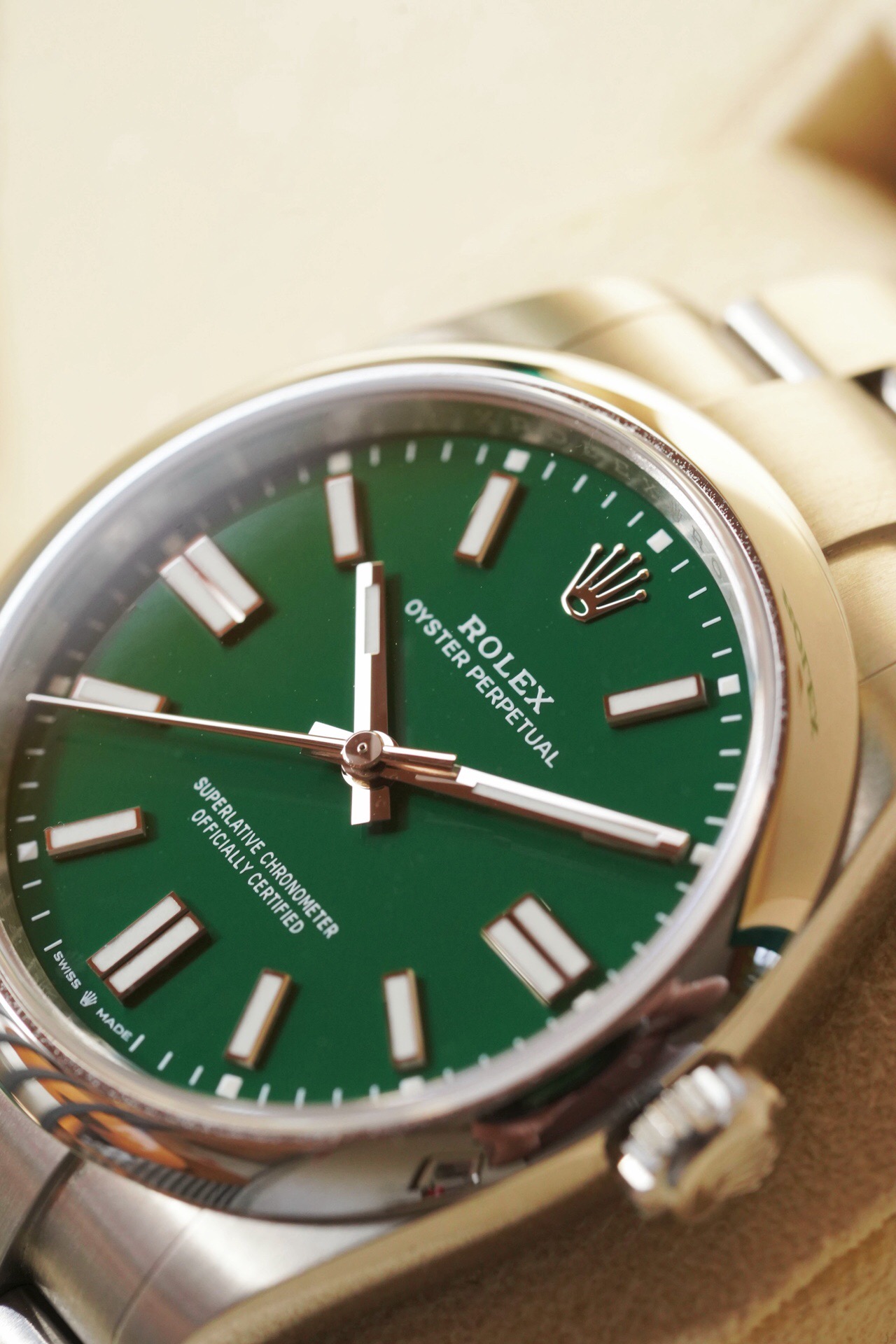Rolex 134300-0004 detail 1