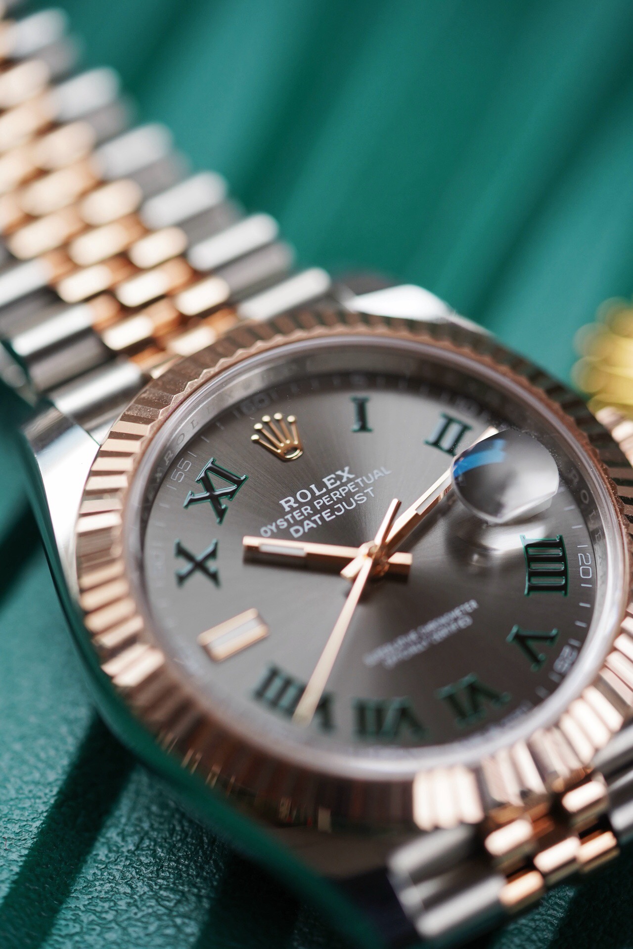 Rolex m126331 detail 1