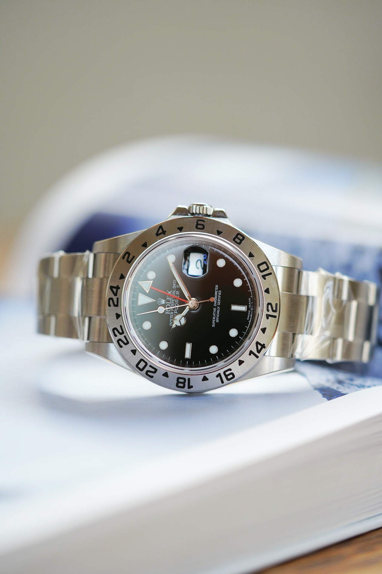 Rolex 16570 detail 1