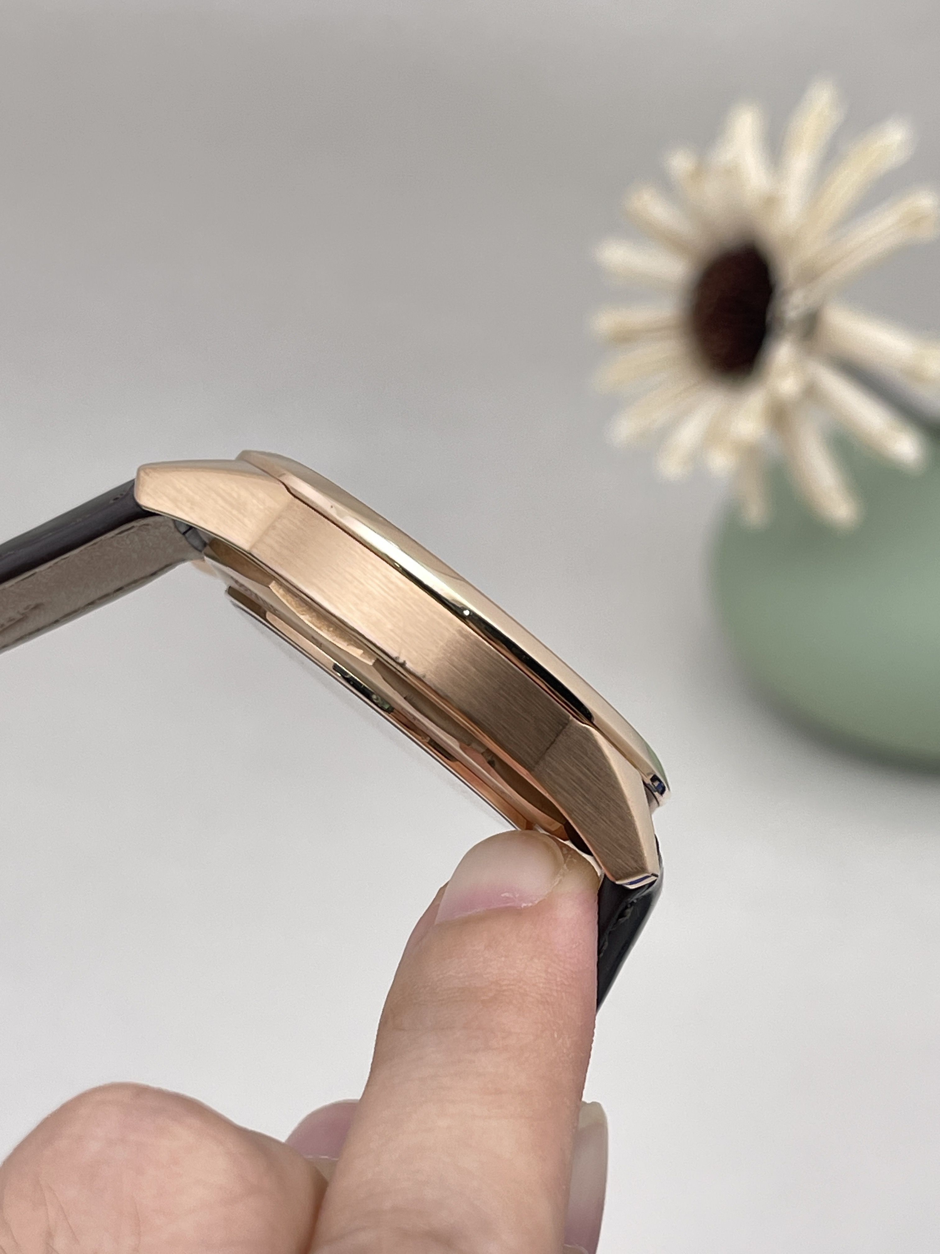 Jaeger-LeCoultre 8102520 detail 3
