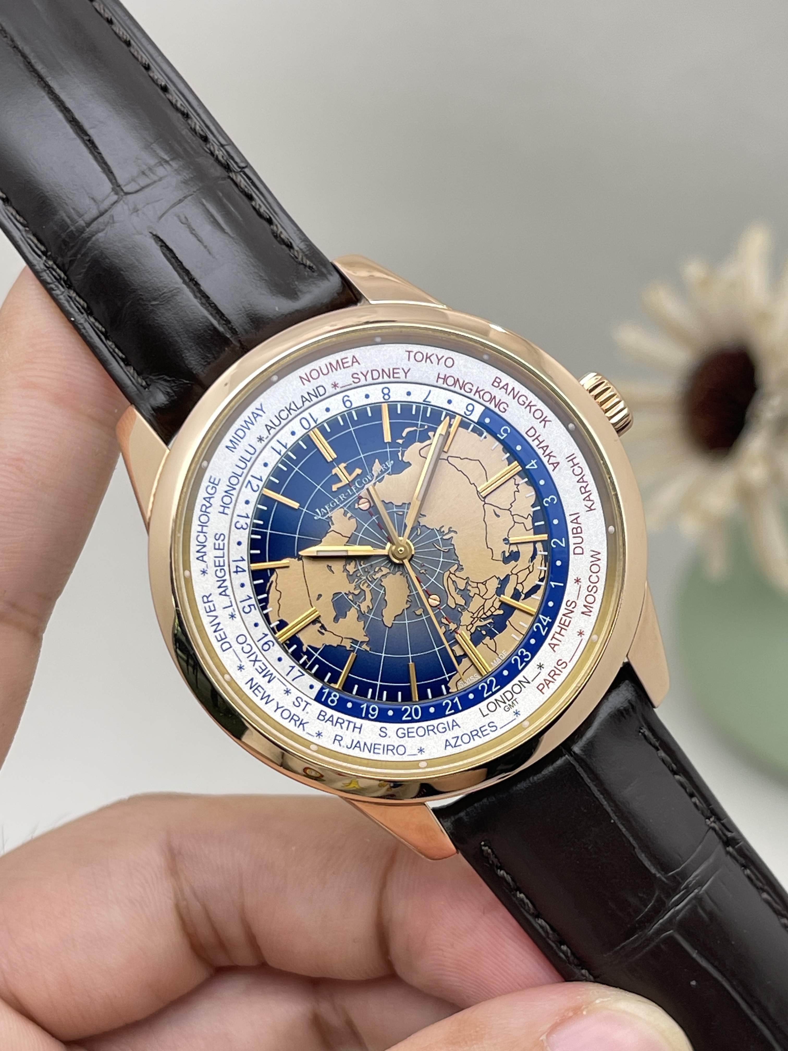 Jaeger-LeCoultre 8102520 detail 1