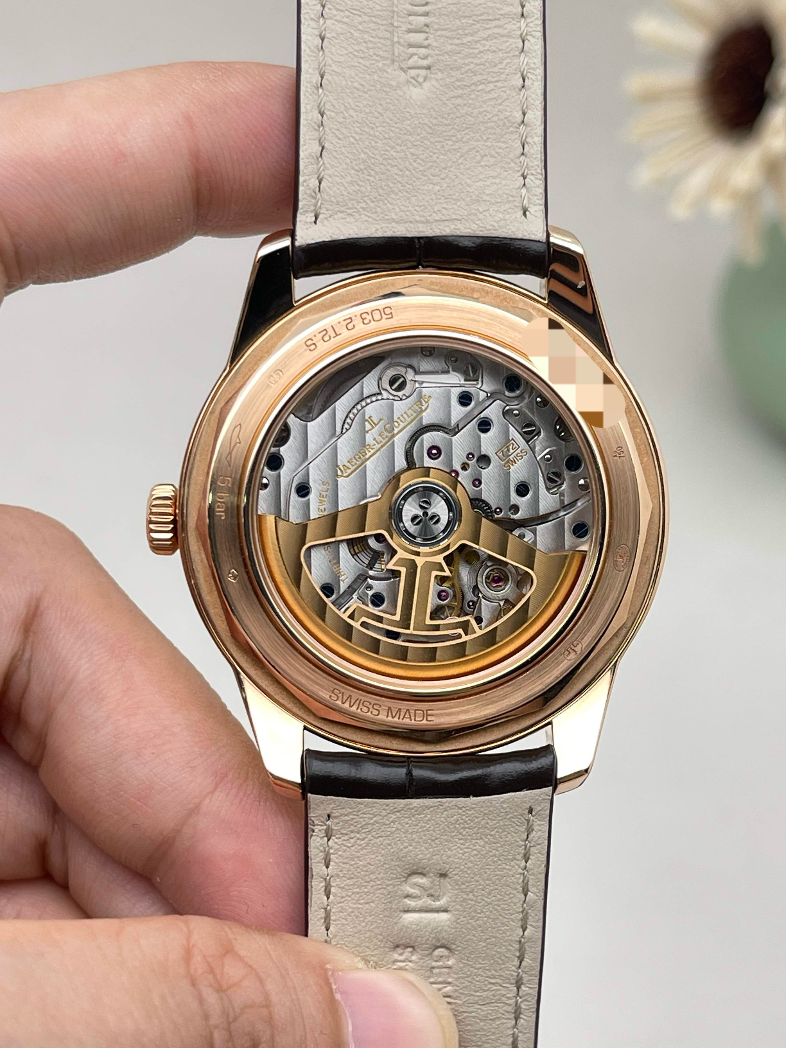 Jaeger-LeCoultre 8102520 detail 5