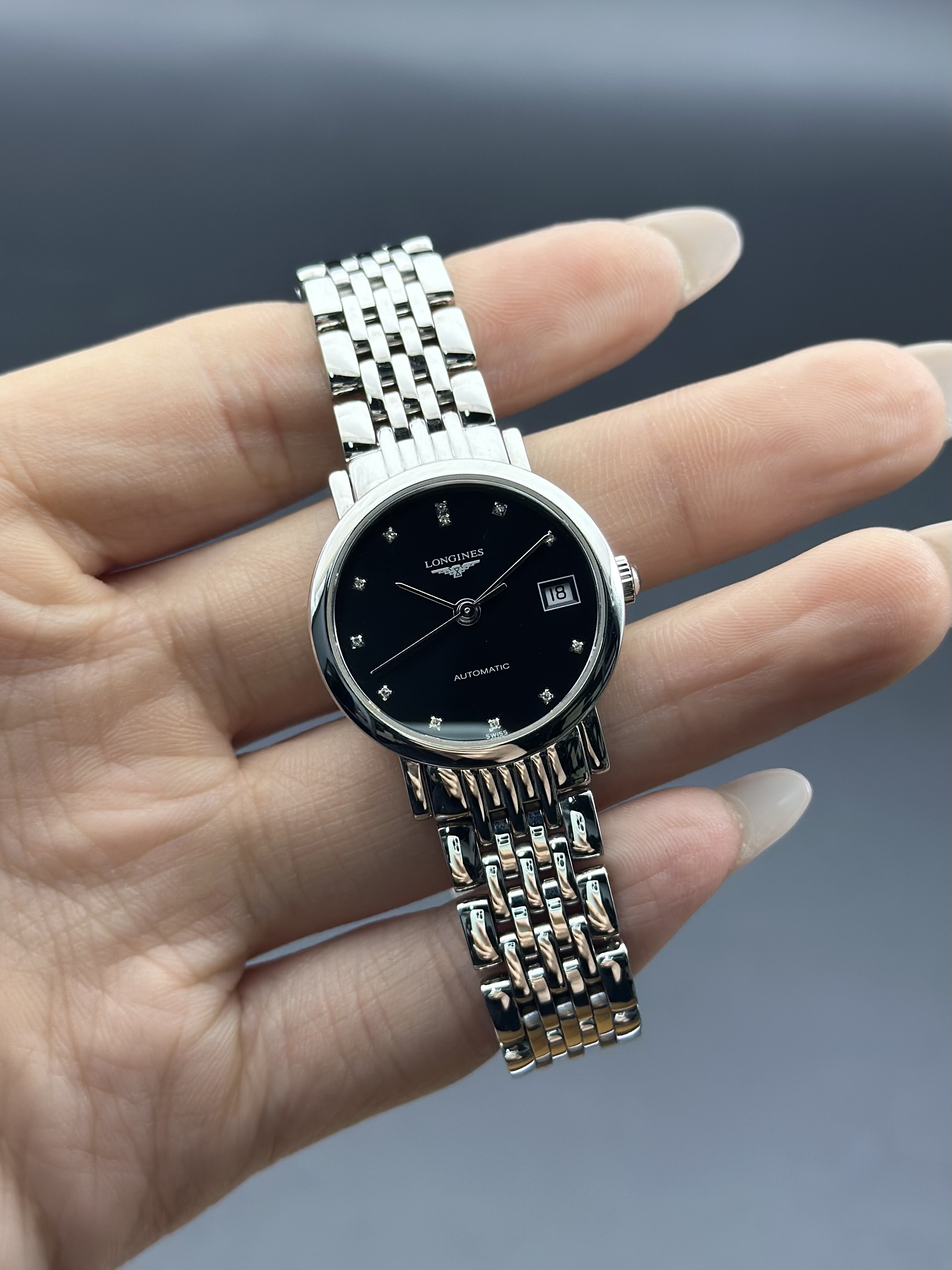 Longines L4.309.4.57.6 detail 1