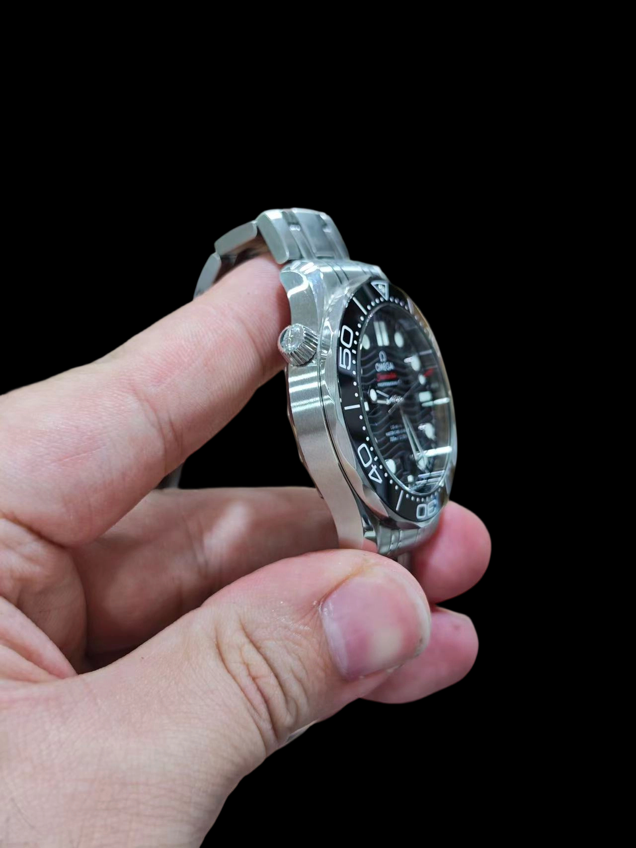 Omega 210.30.42.20.01.001 detail 2