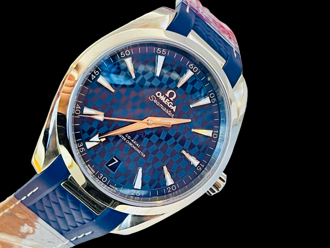Omega 522.12.41.21.03.001 detail 3