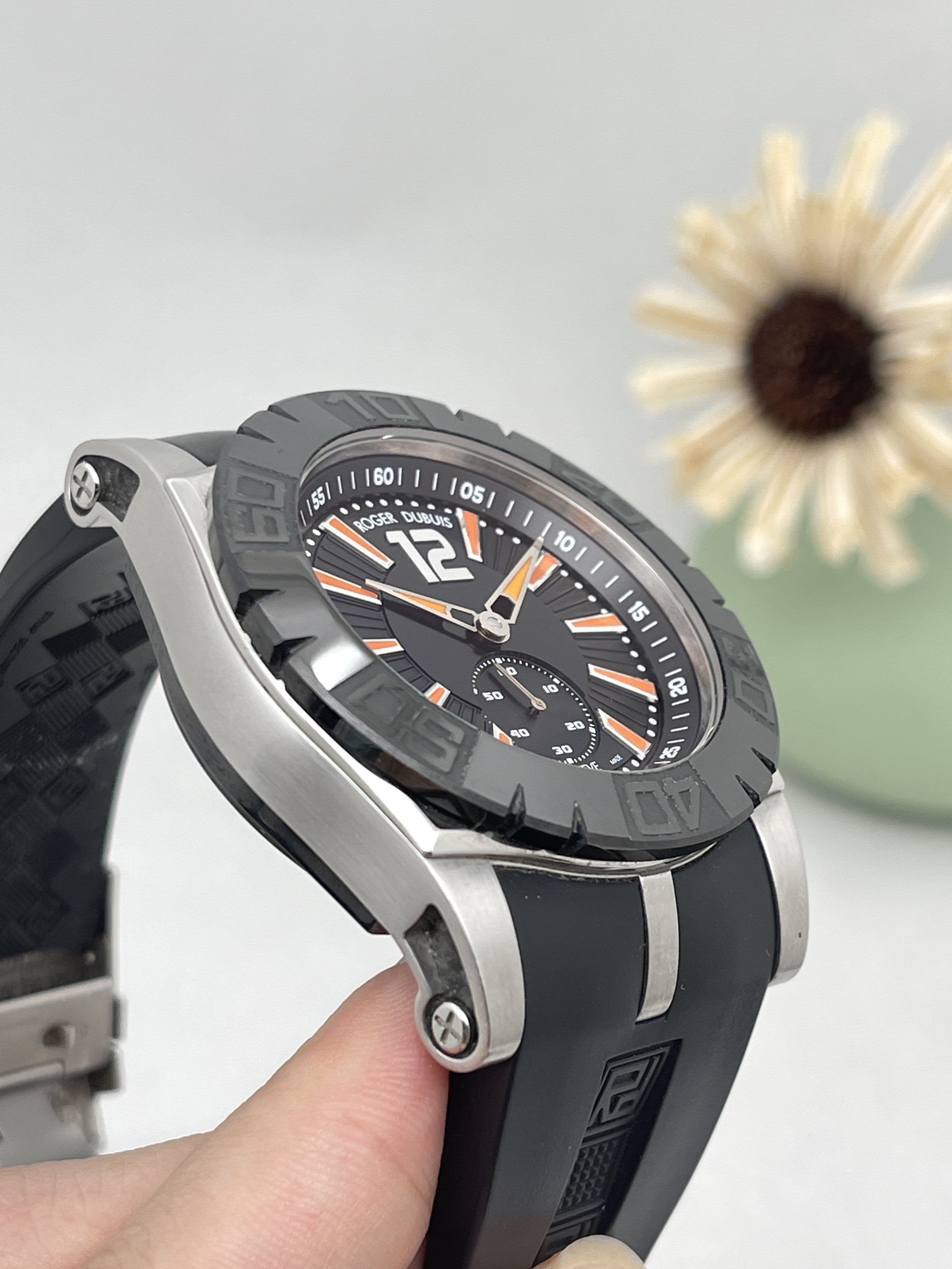 Roger Dubuis RDDBSE0269 detail 3