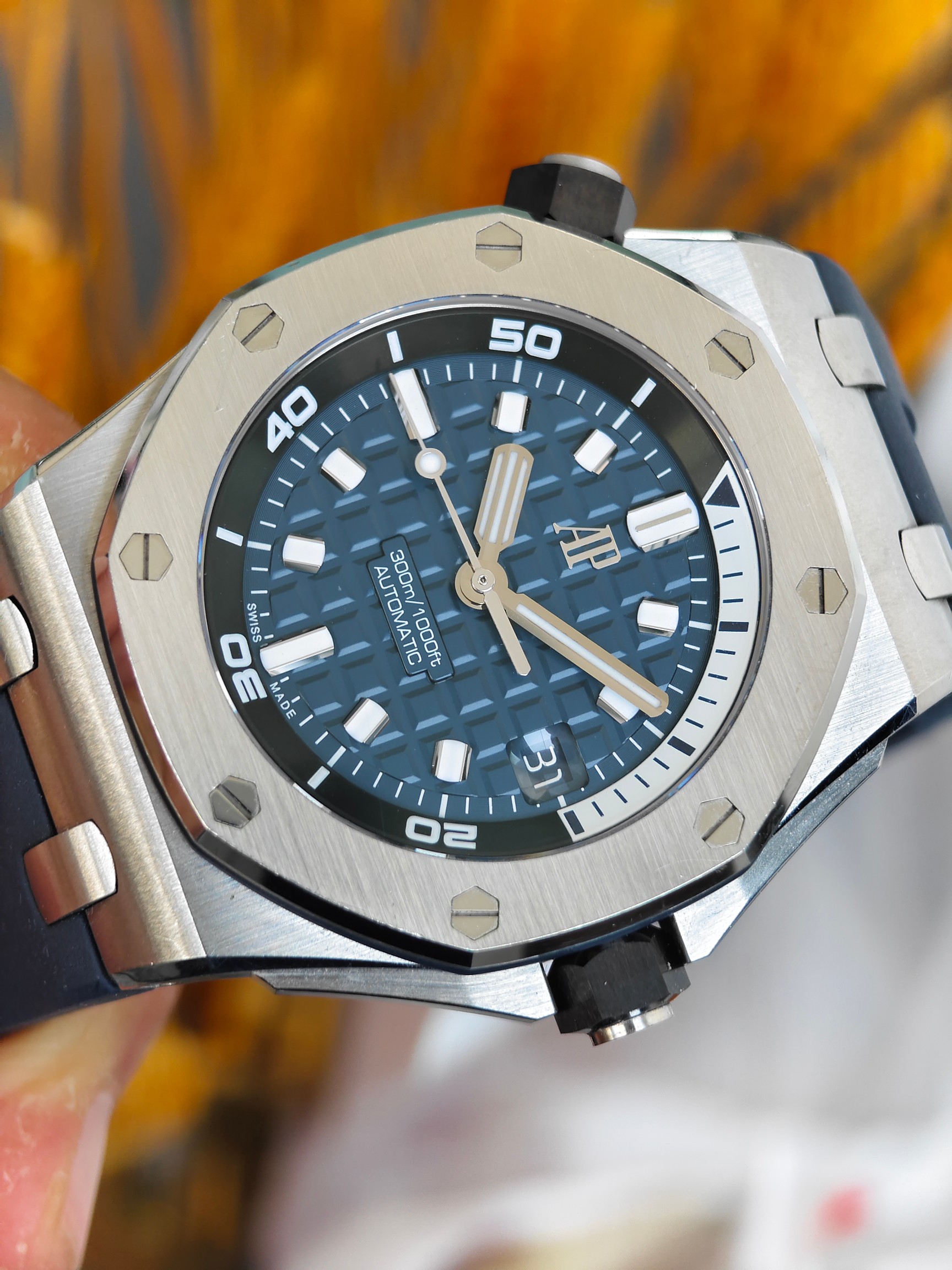 Audemars Piguet 15720ST.OO.A027CA.01 detail 1