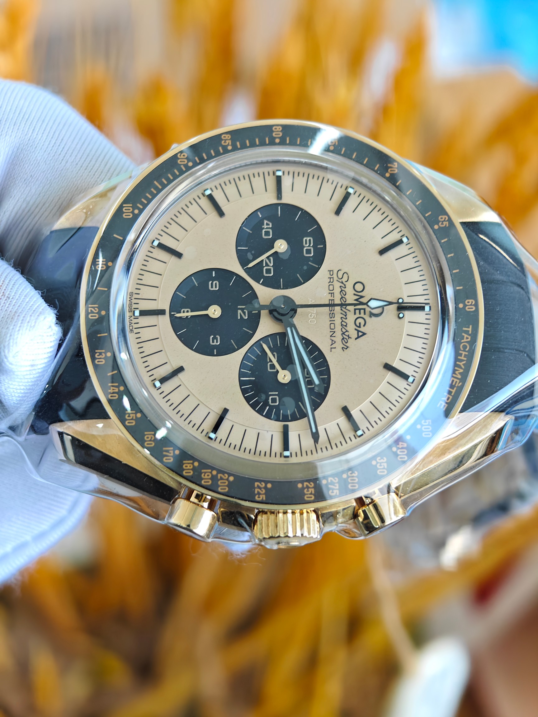 Omega 310.62.42.50.99.001 detail 2