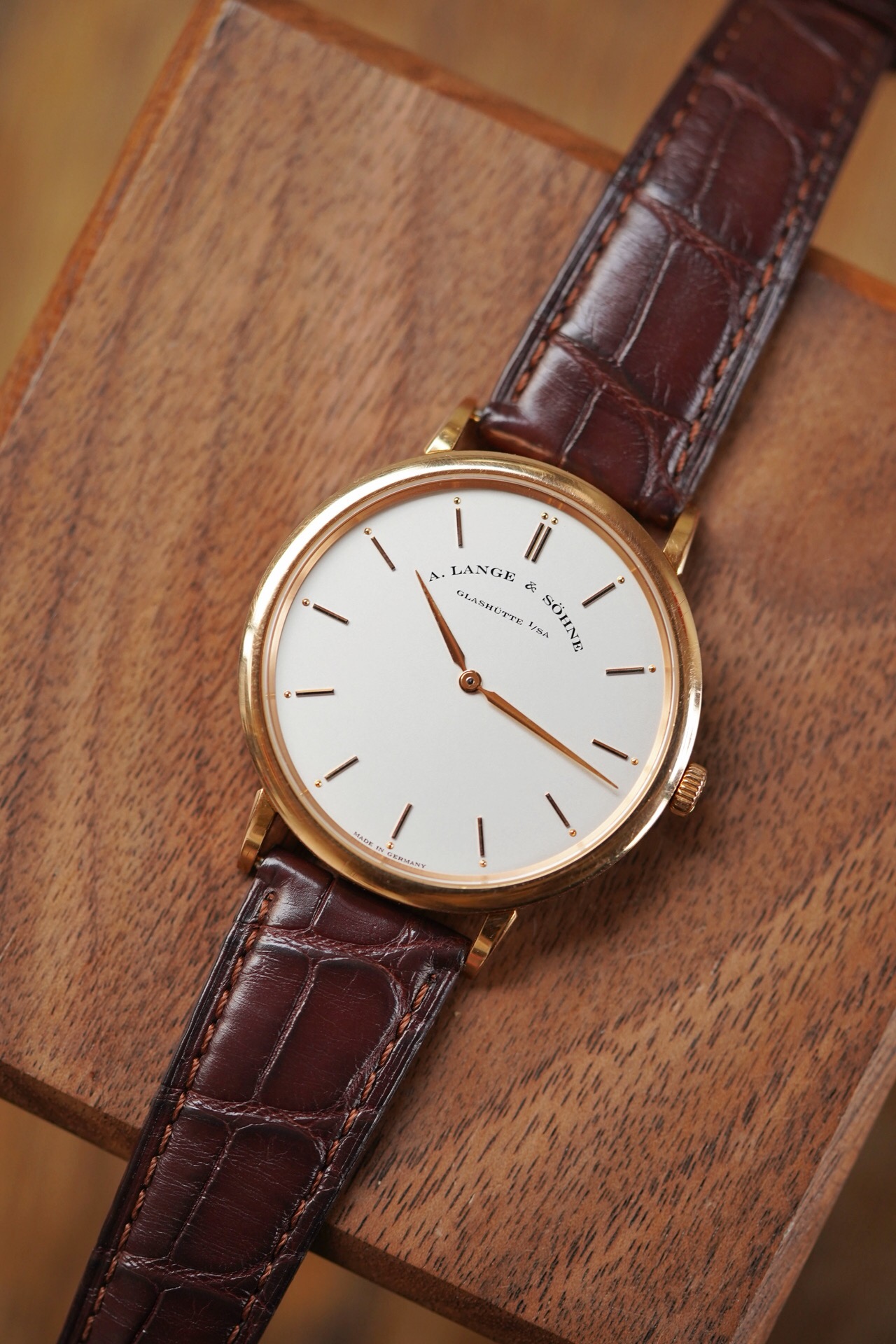 A. Lange & S&ouml;hne 211.032 detail 1