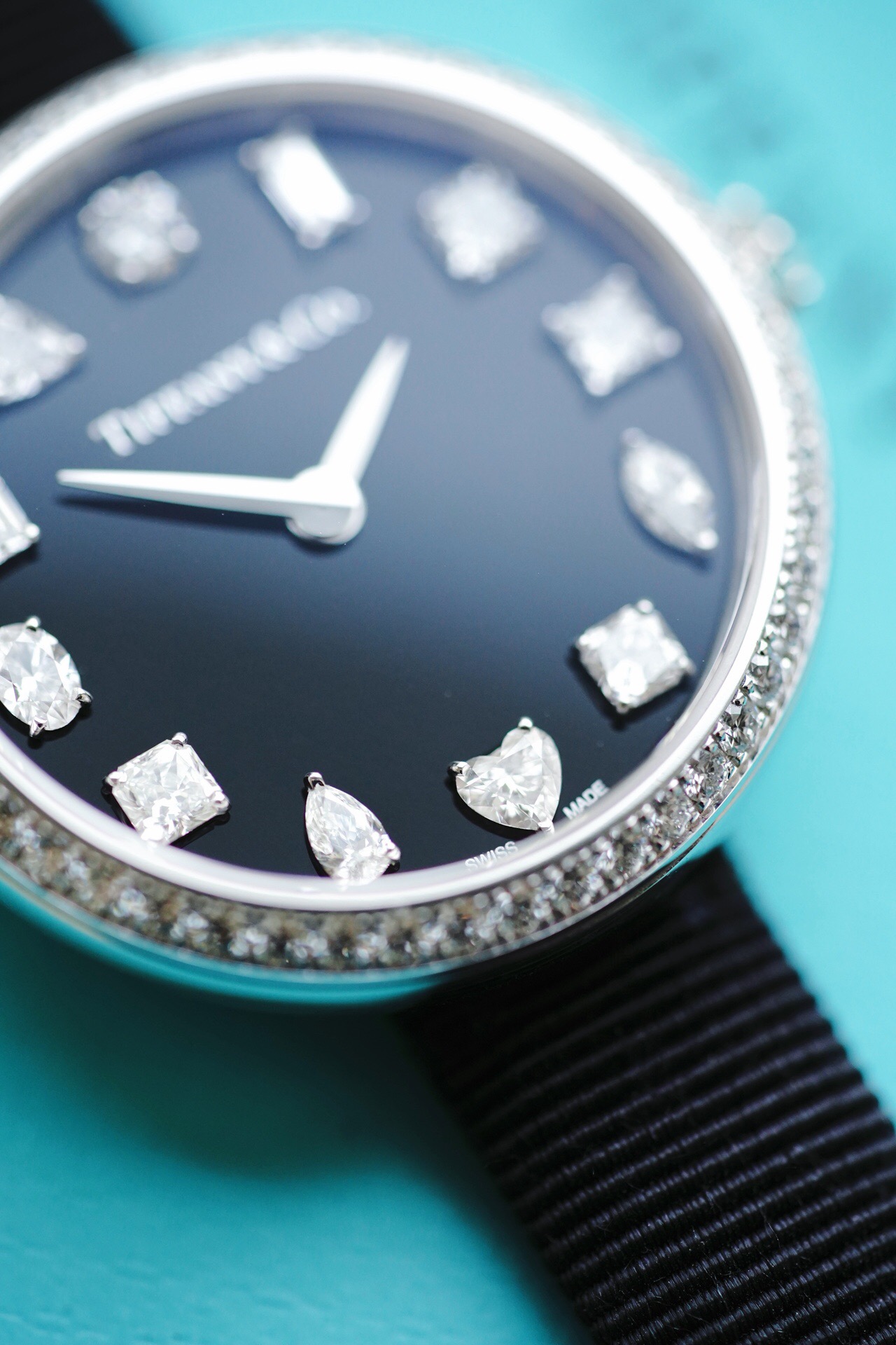 Tiffany 69643353 detail 2