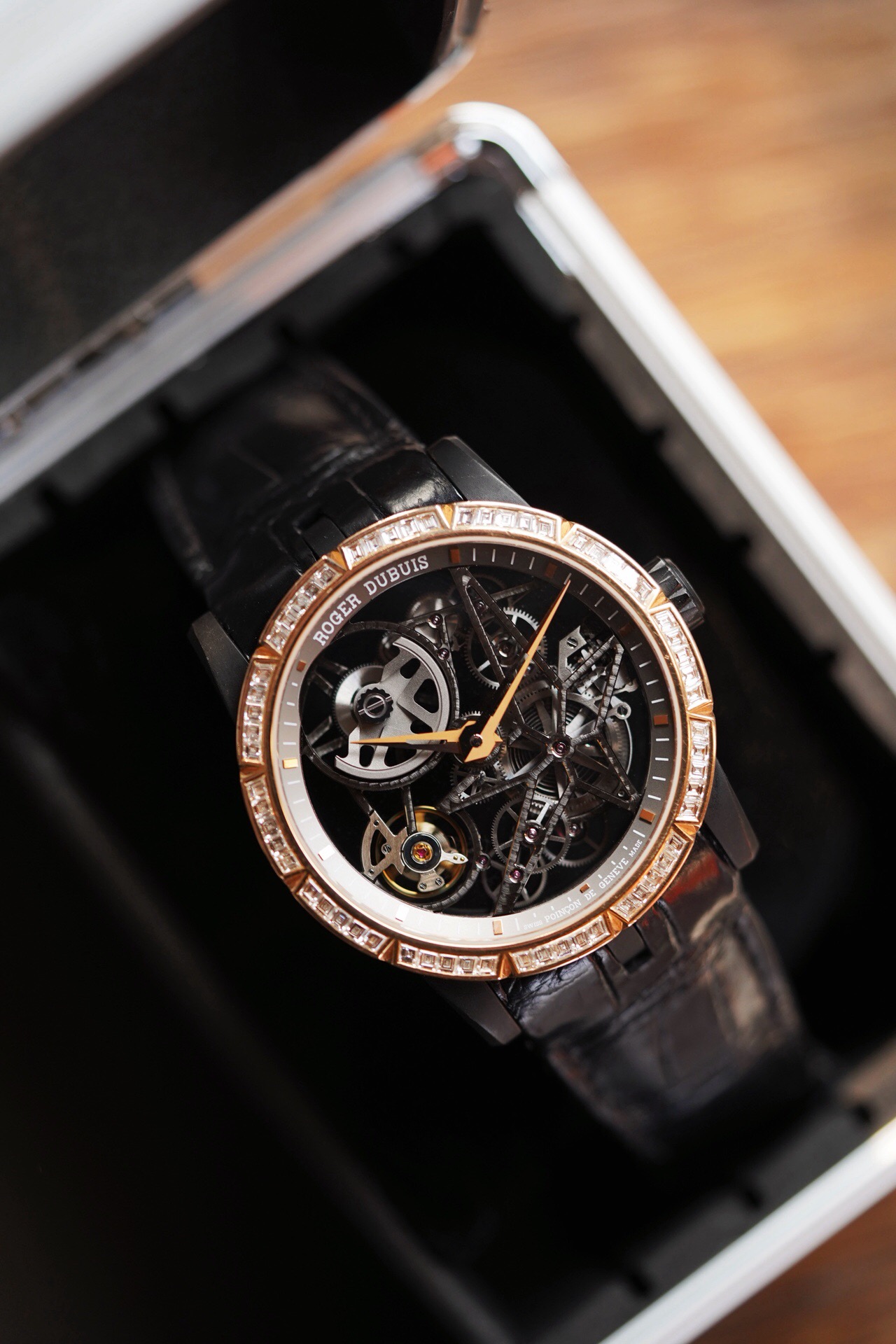 Roger Dubuis RDDBEX0423 detail 2