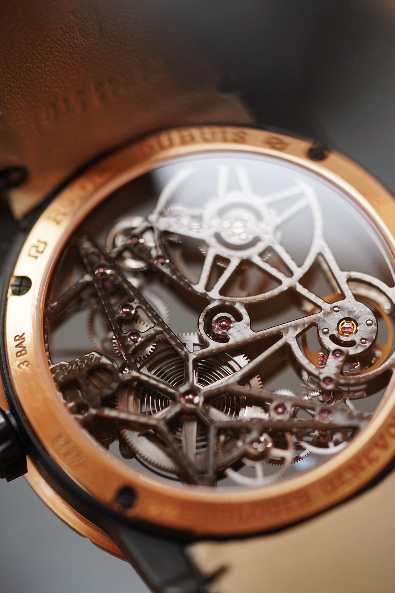 Roger Dubuis RDDBEX0423 detail 6