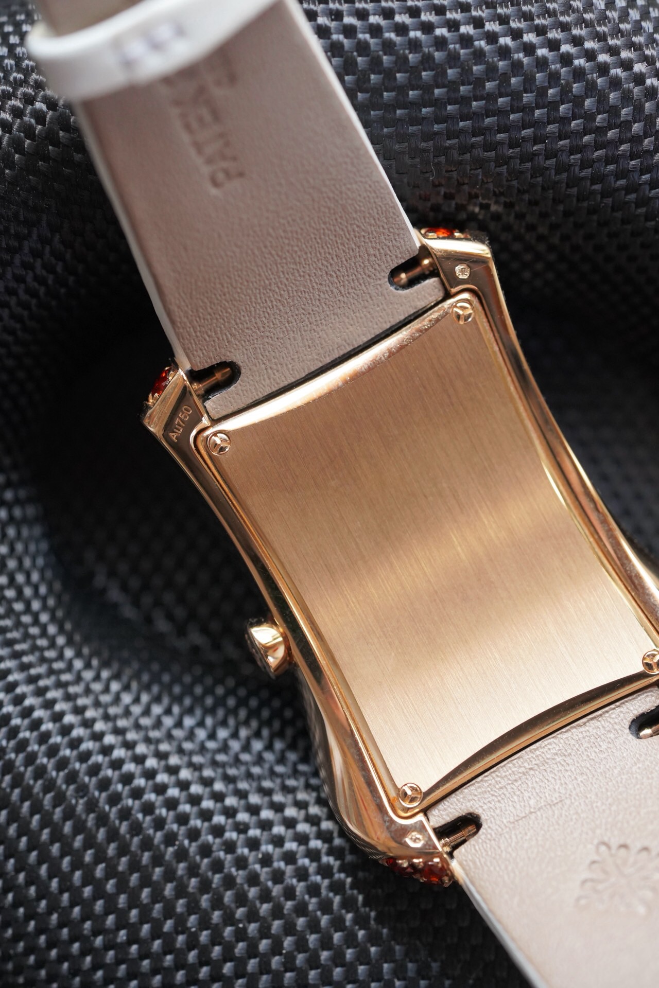 Patek Philippe 4962 detail 6