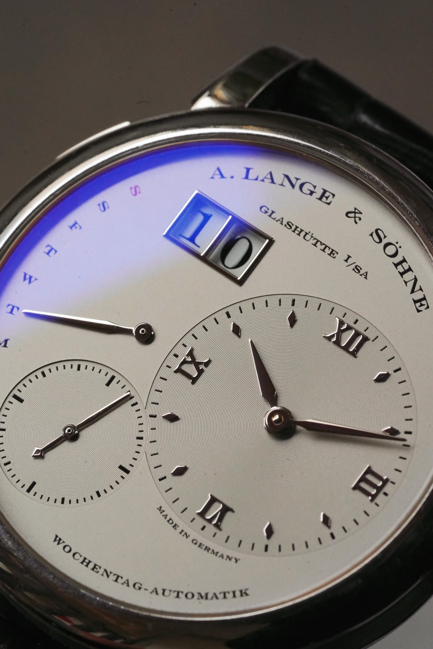 A. Lange & S&ouml;hne 320.025 detail 2